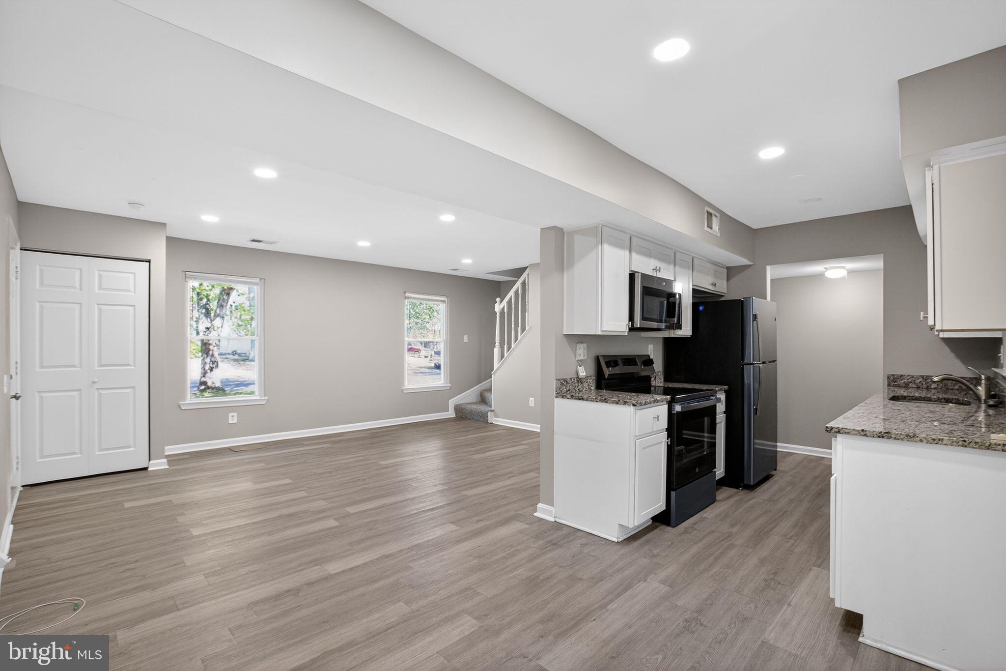 BANNISTER - Residential