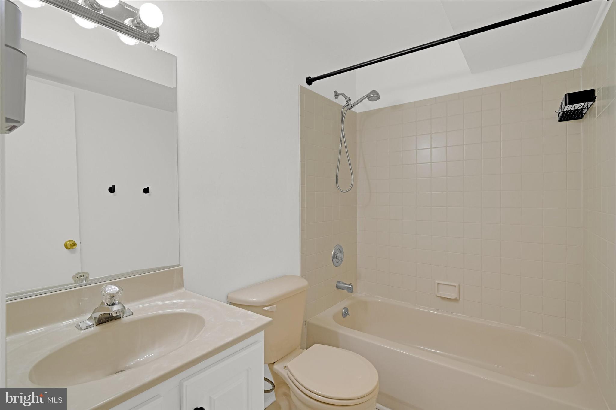 THE BIRCHES - Residential Lease