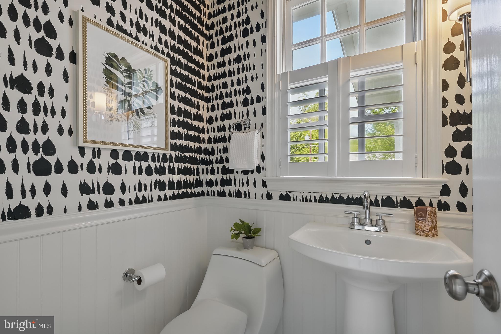 WOODACRES - Residential