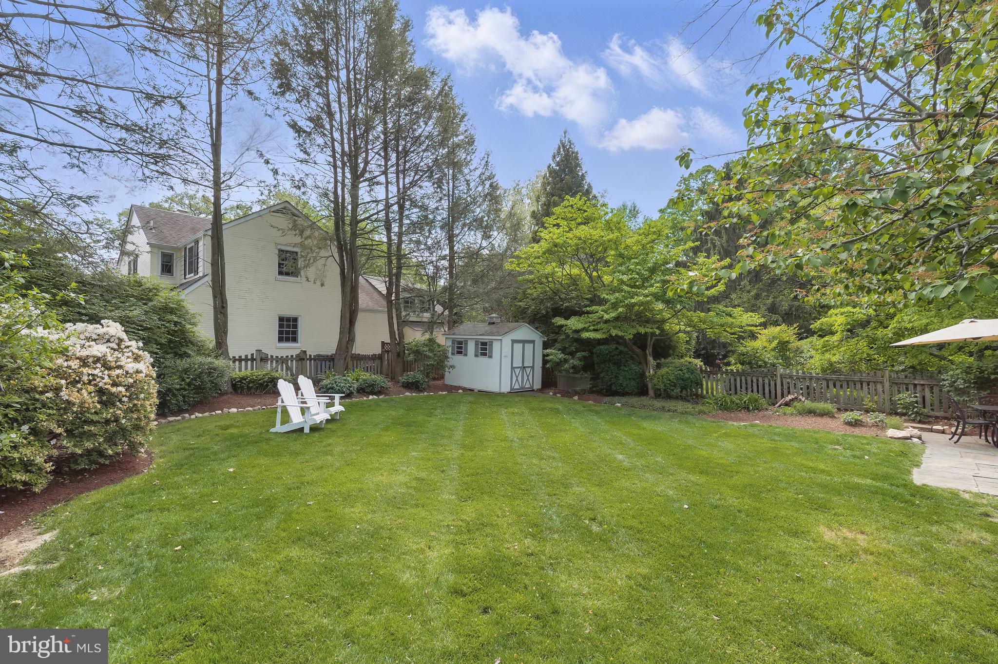 WOODACRES - Residential