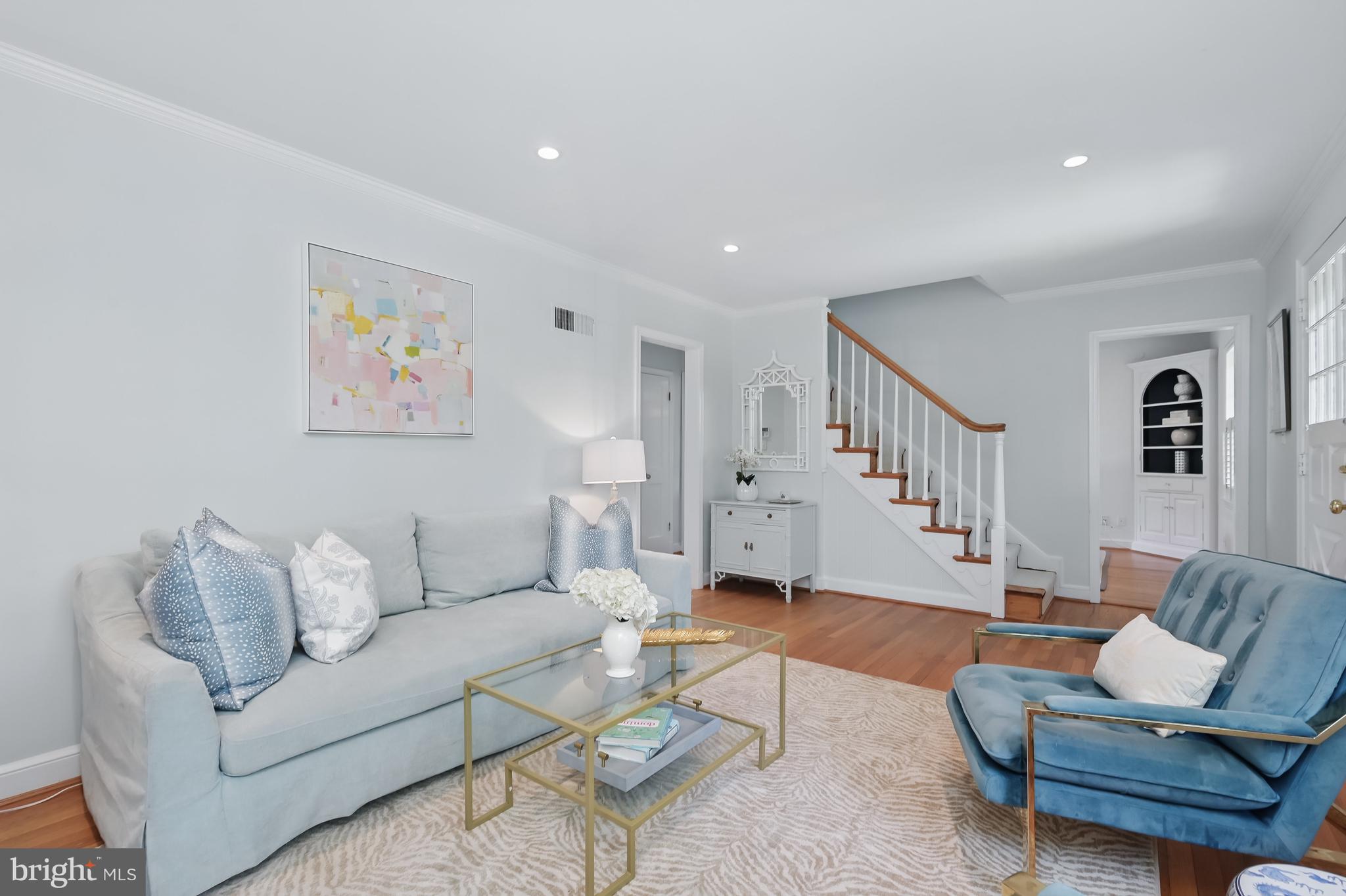 WOODACRES - Residential