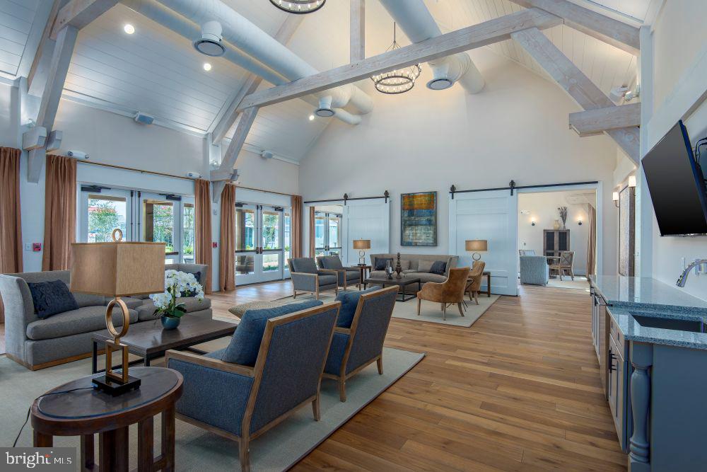 POTOMAC SHORES - Residential