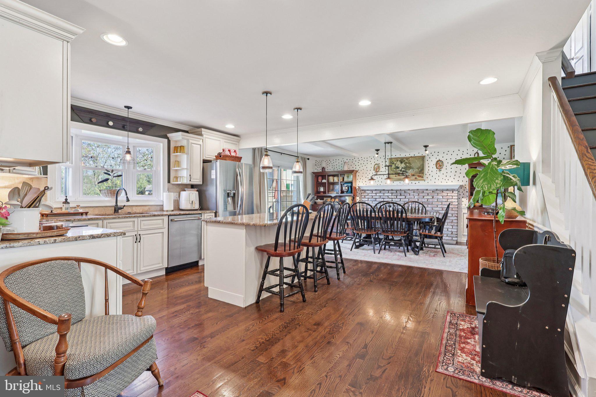 MAPLE GLEN - Residential