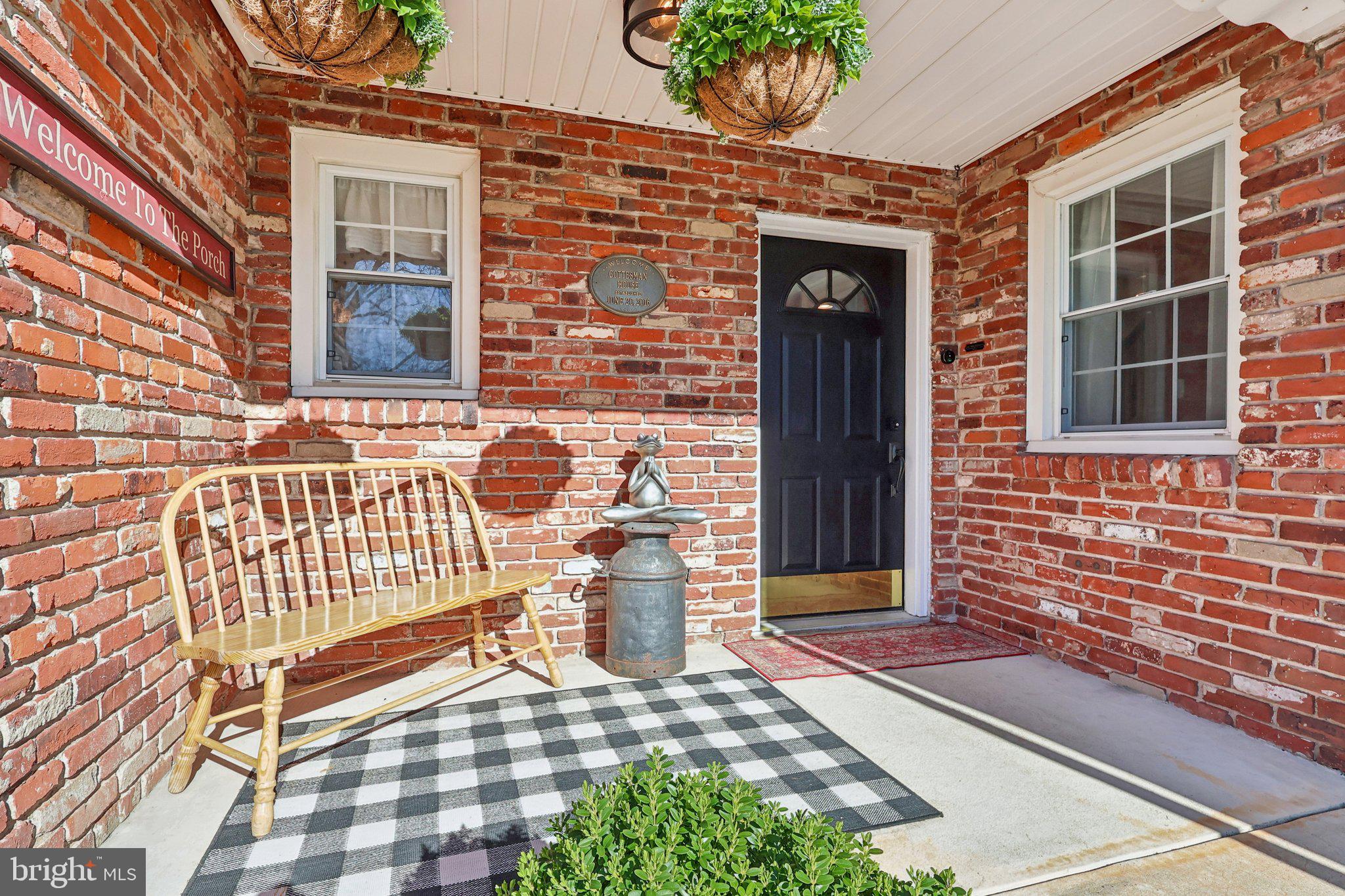 MAPLE GLEN - Residential