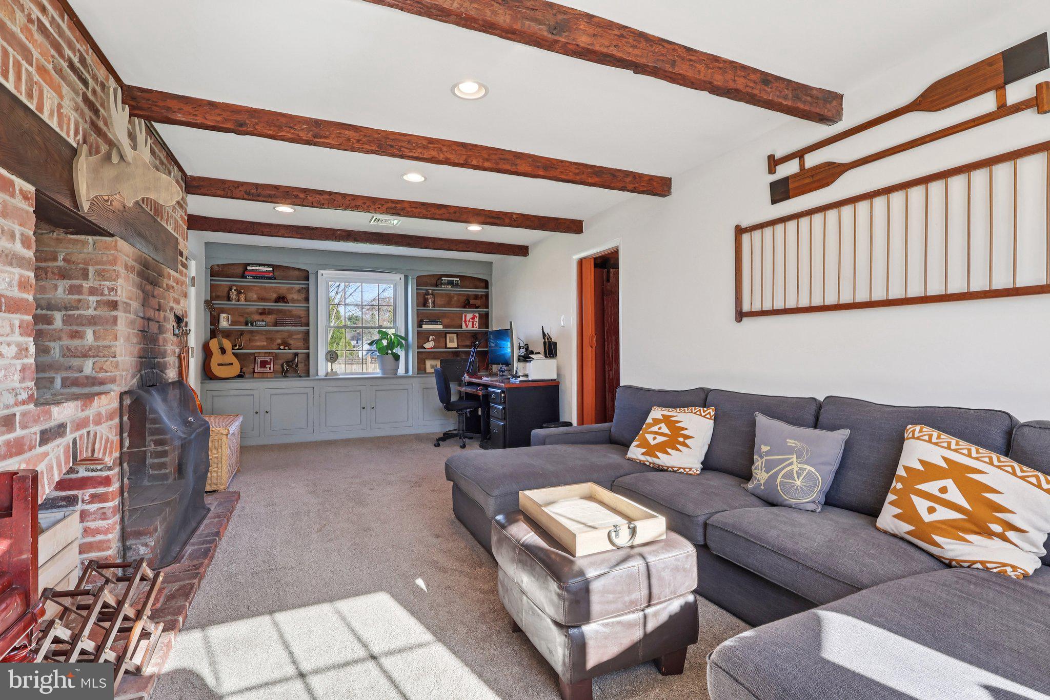 MAPLE GLEN - Residential