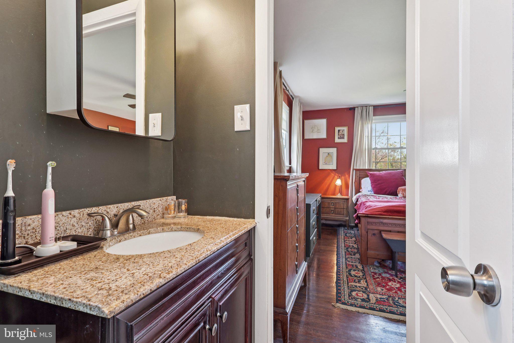 MAPLE GLEN - Residential