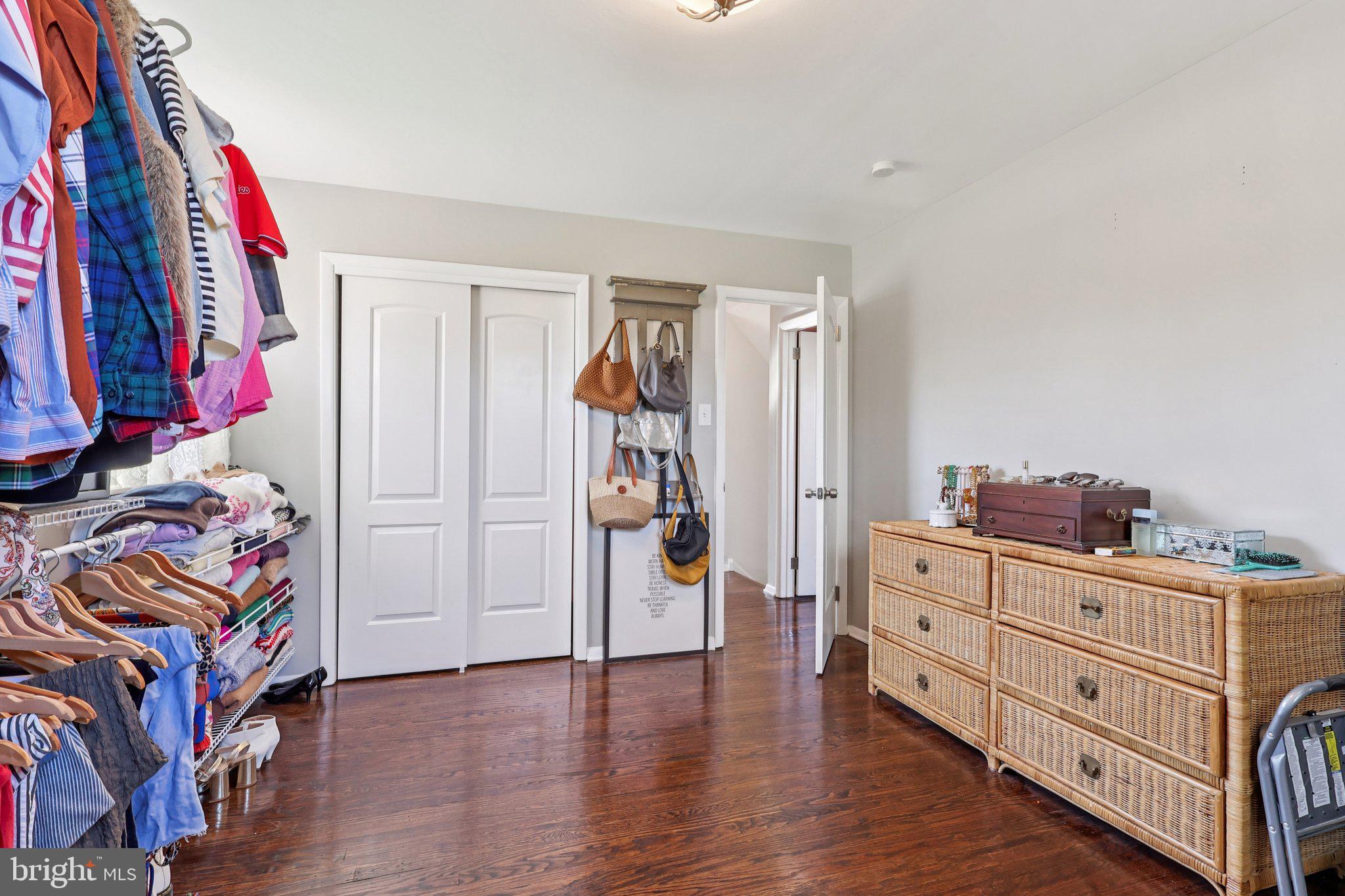 MAPLE GLEN - Residential