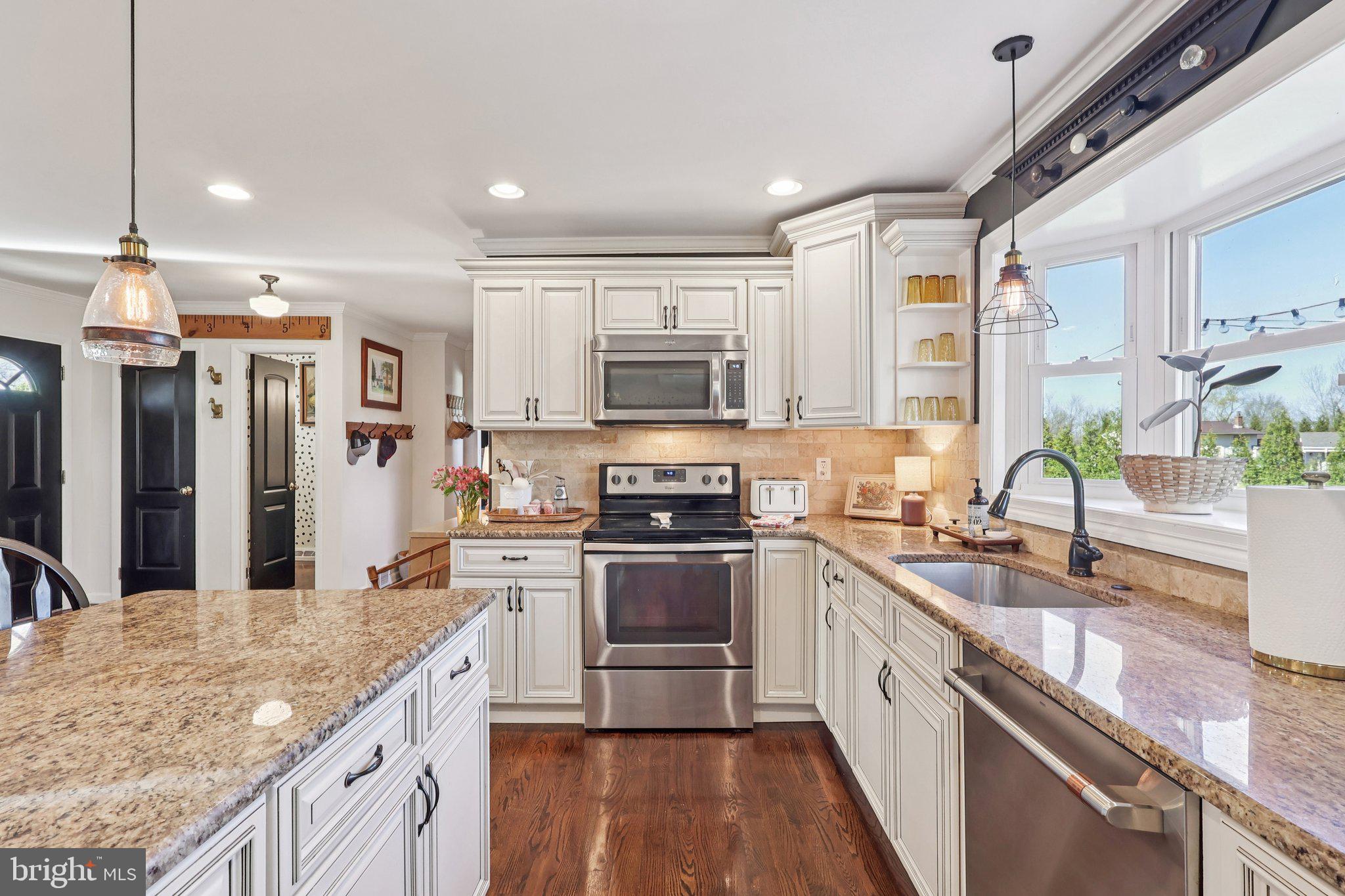 MAPLE GLEN - Residential