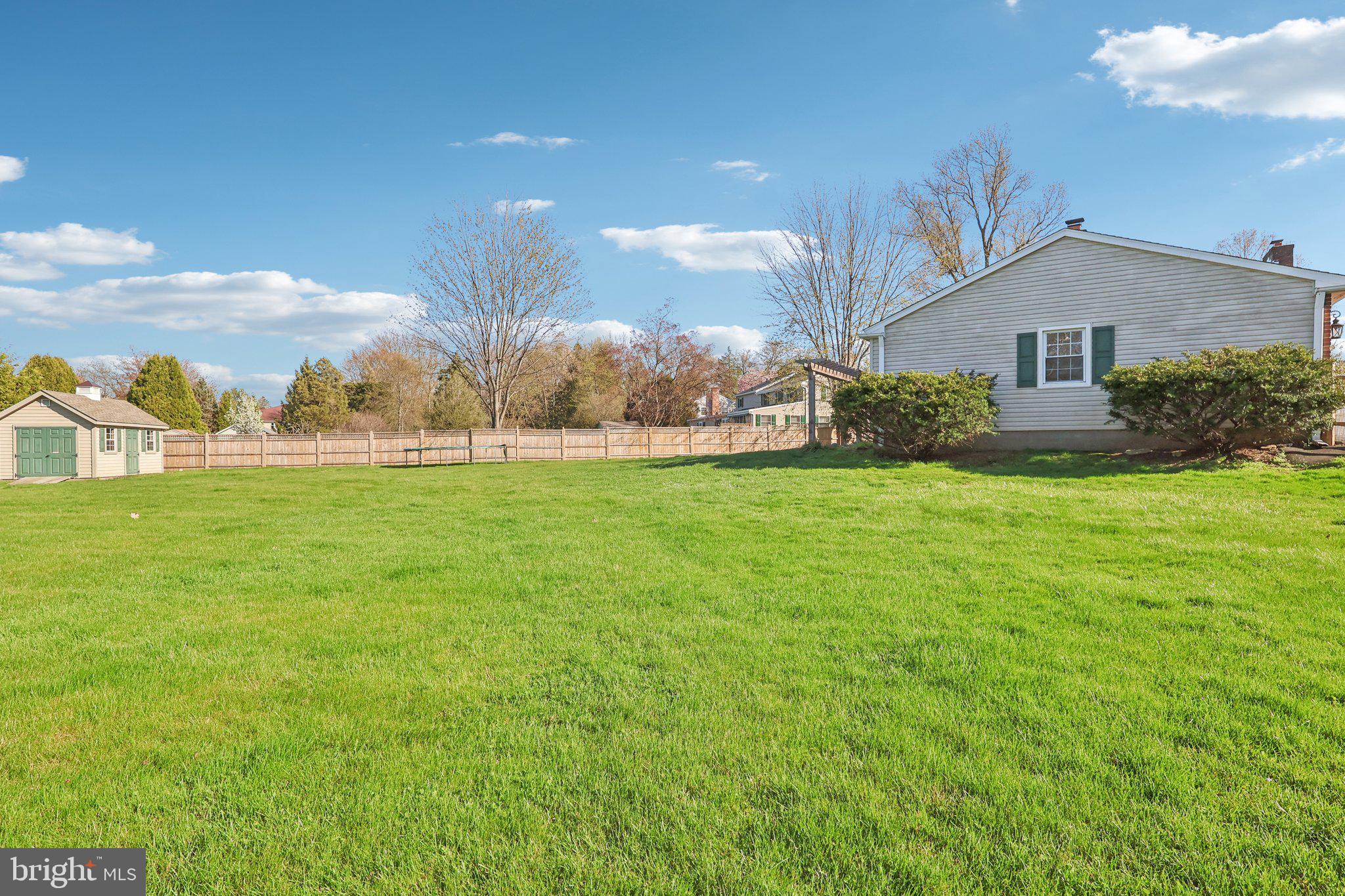 MAPLE GLEN - Residential