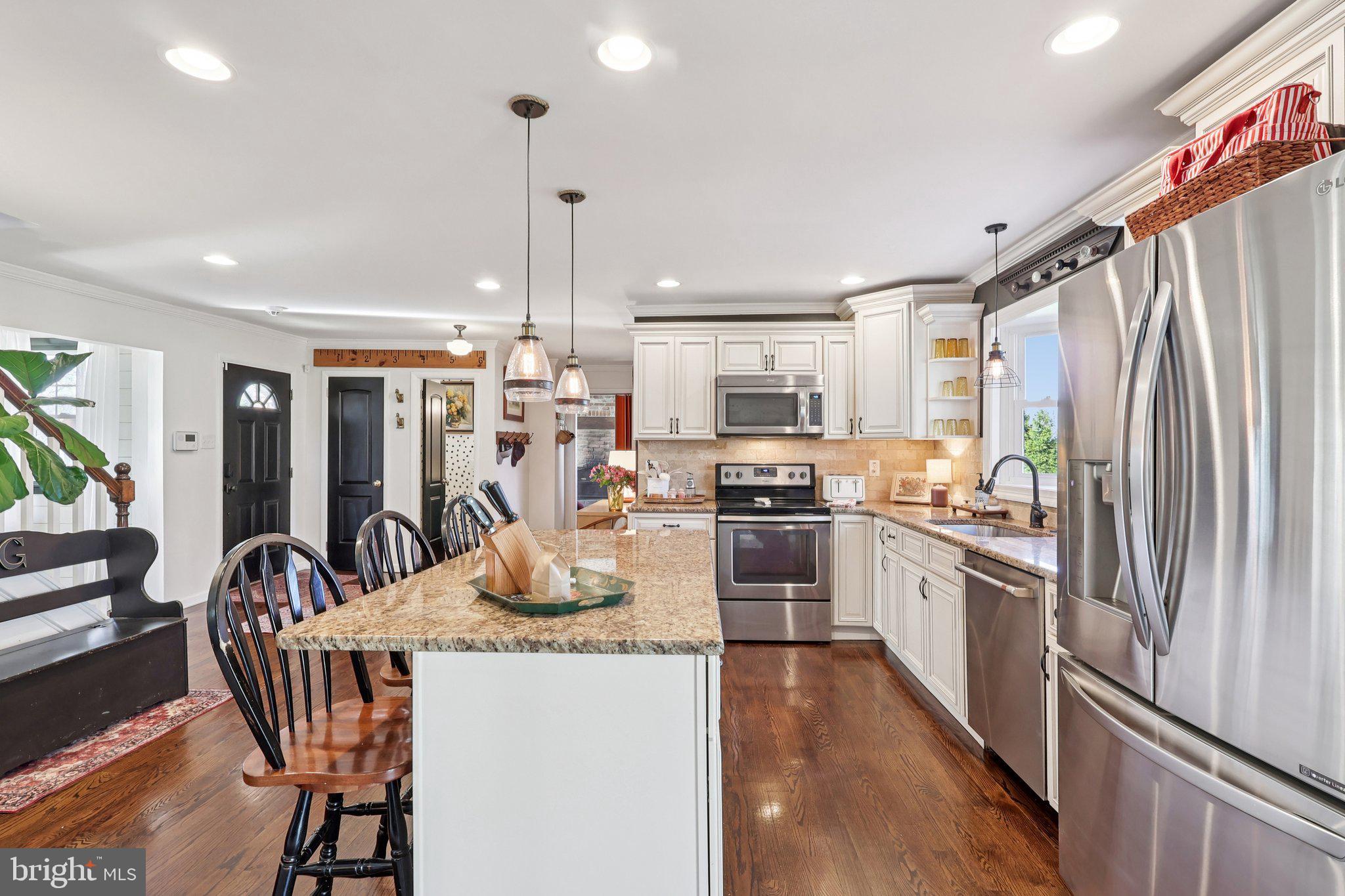 MAPLE GLEN - Residential