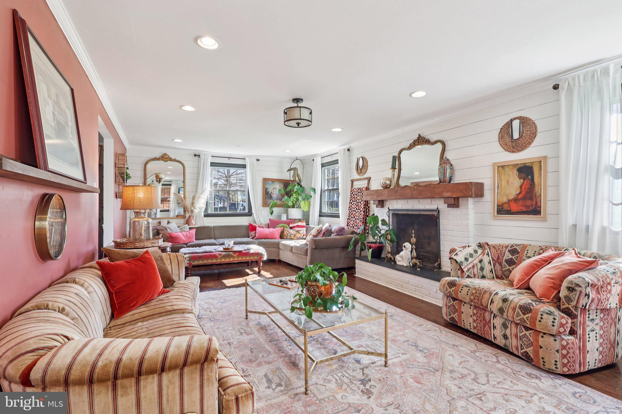 MAPLE GLEN - Residential