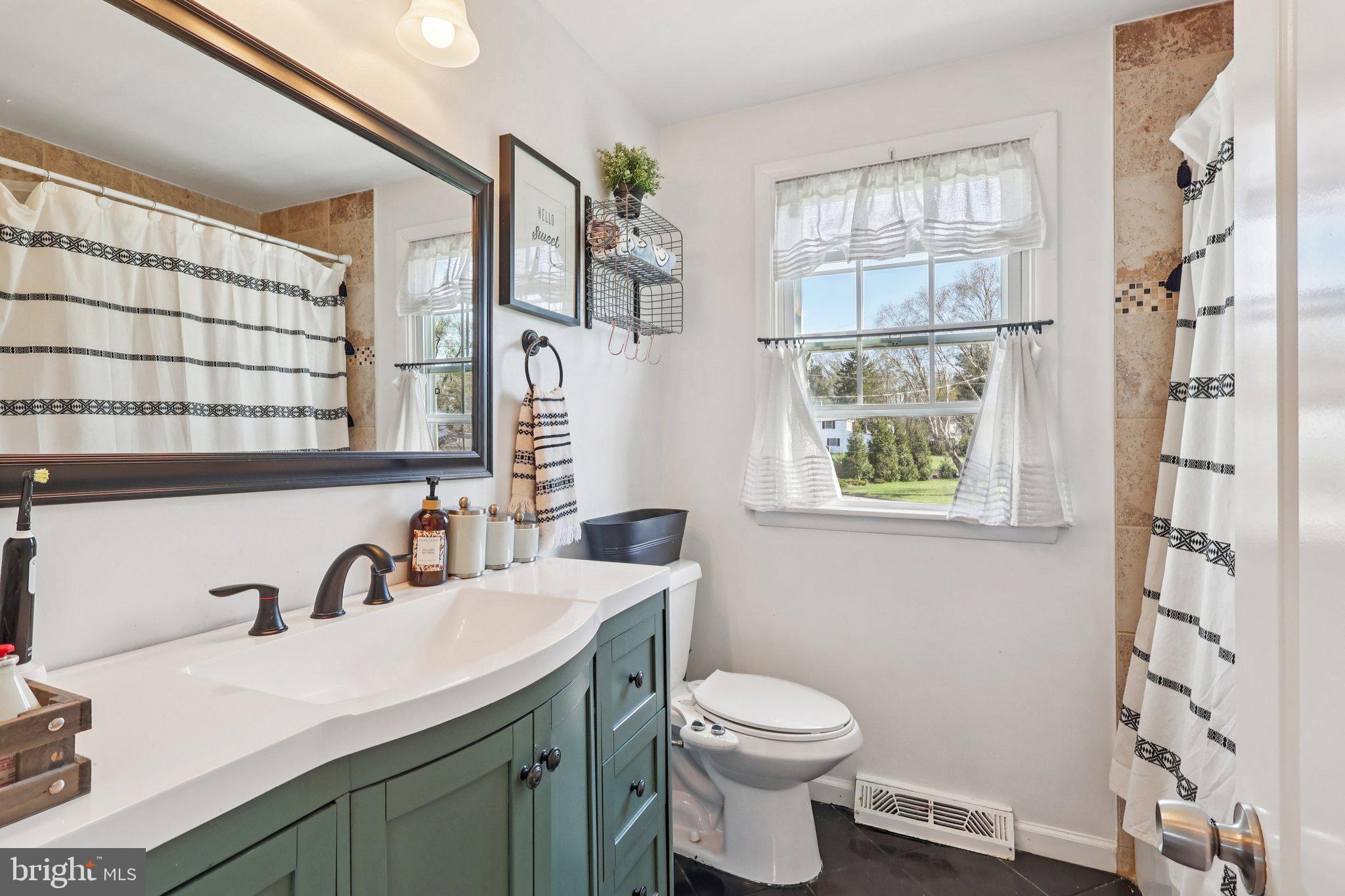 MAPLE GLEN - Residential