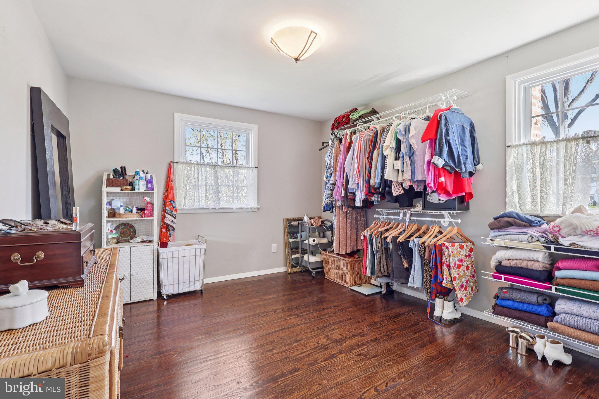 MAPLE GLEN - Residential