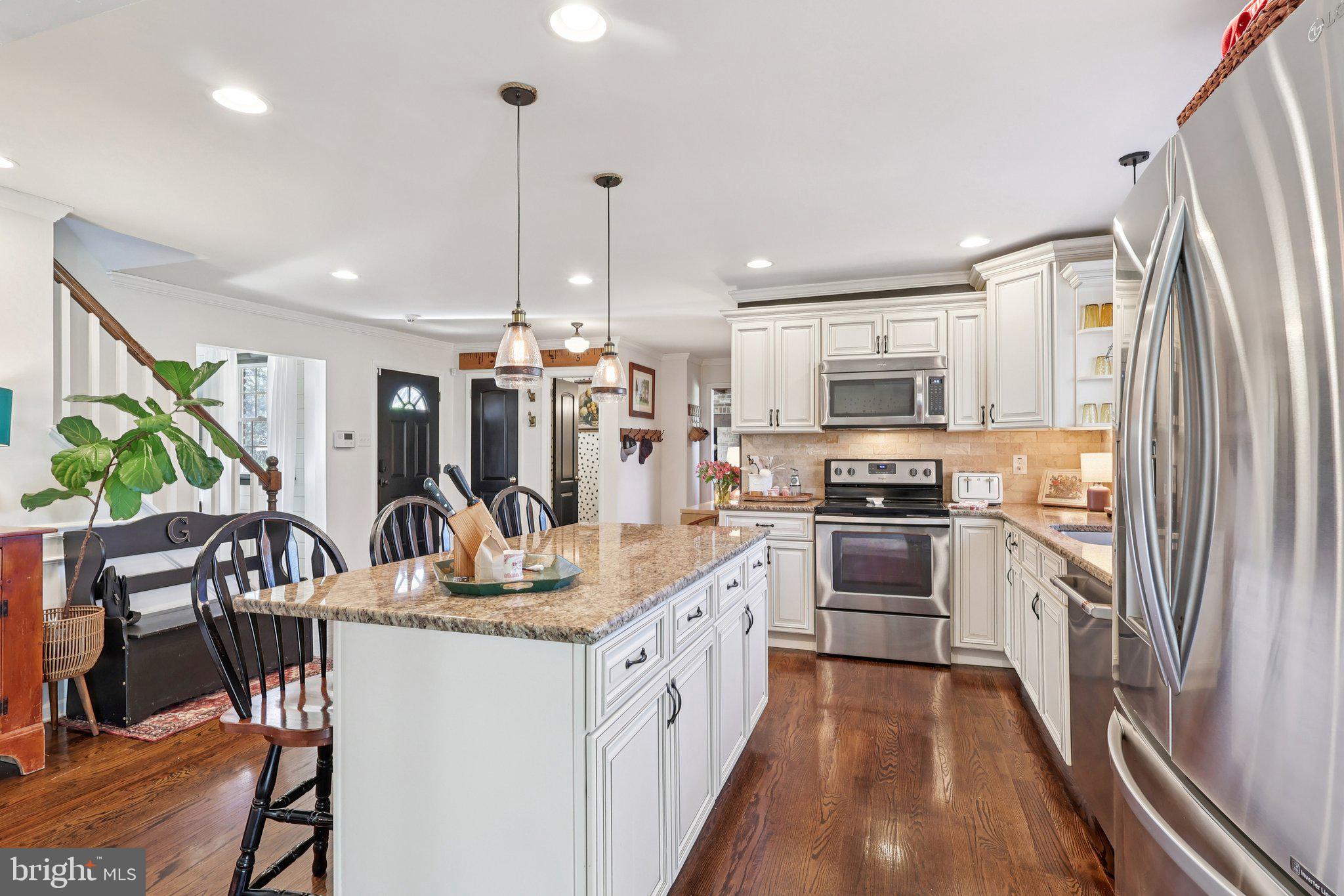 MAPLE GLEN - Residential