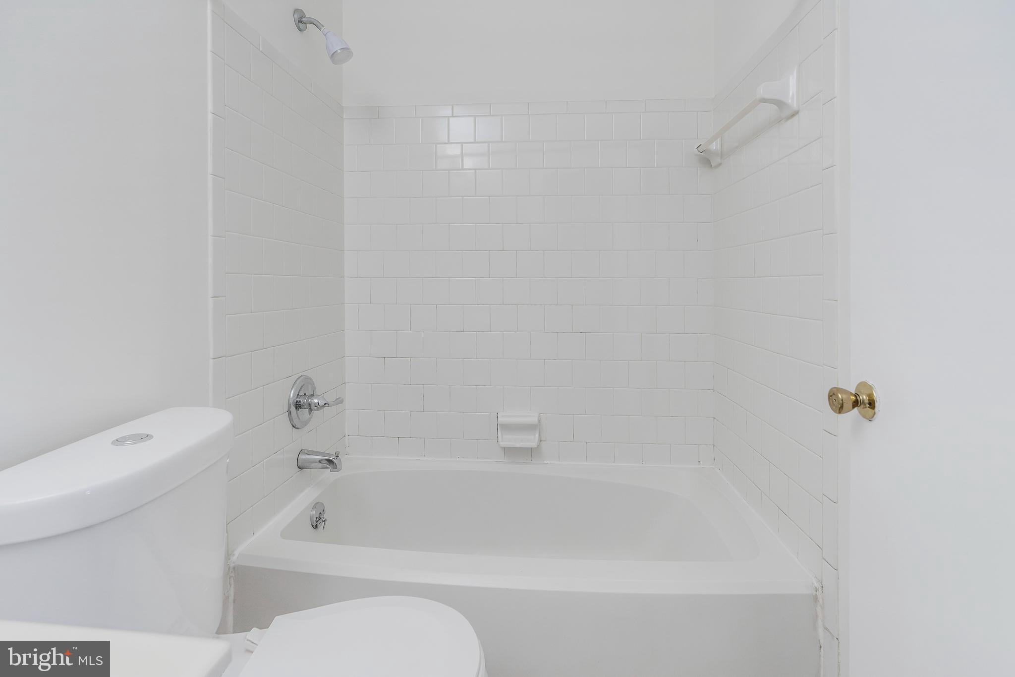 CASTLEMILL - Residential