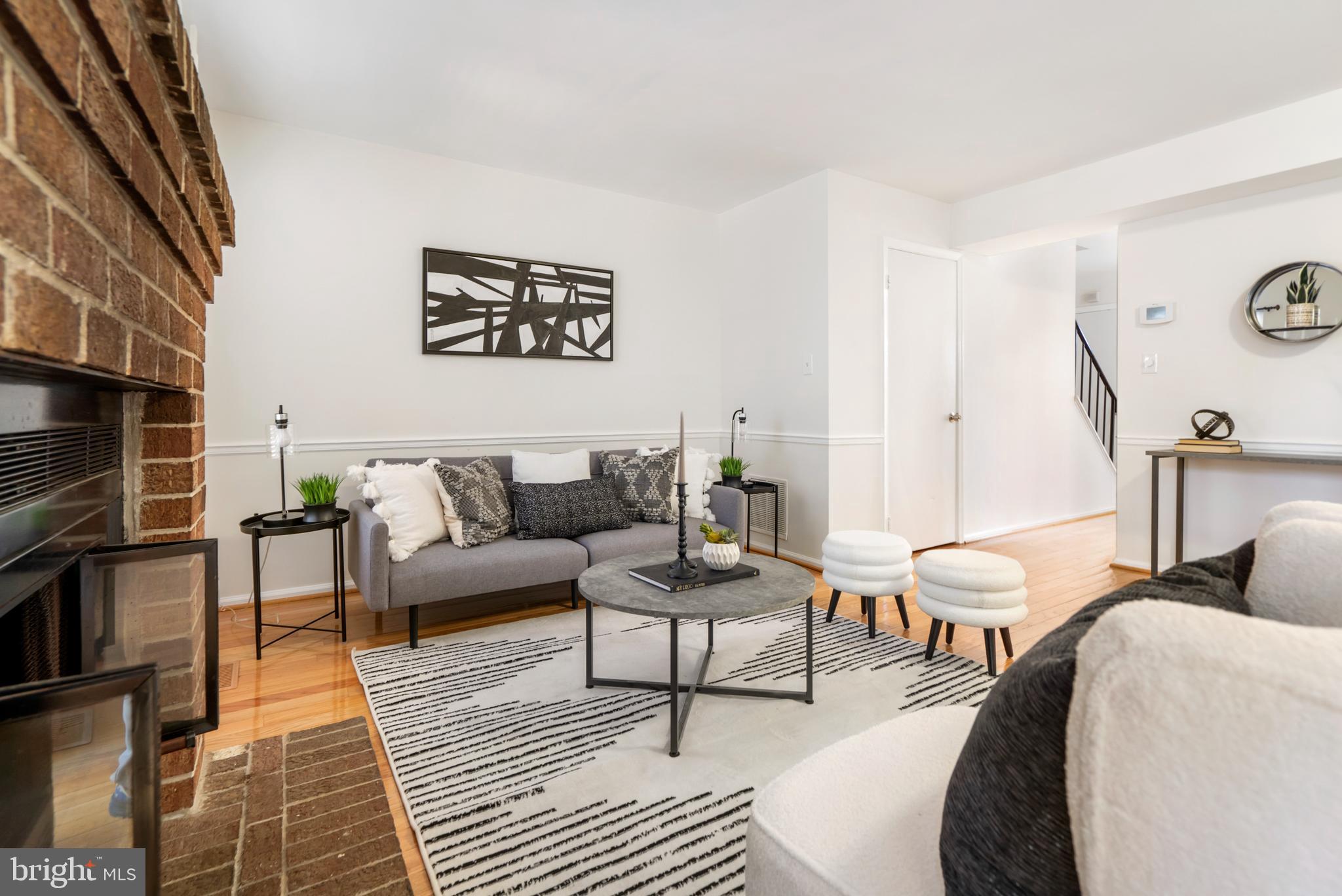 CASTLEMILL - Residential