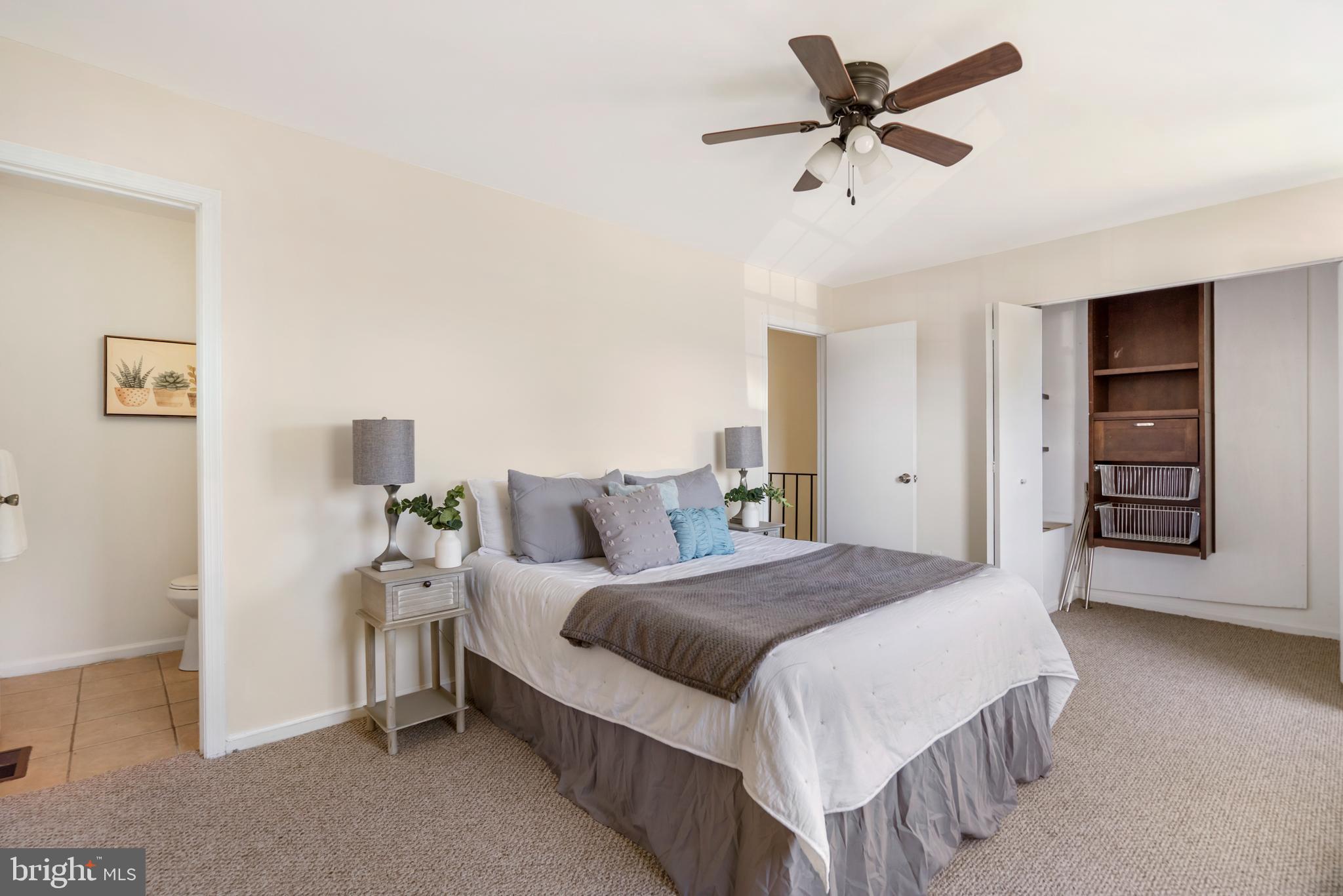 CASTLEMILL - Residential