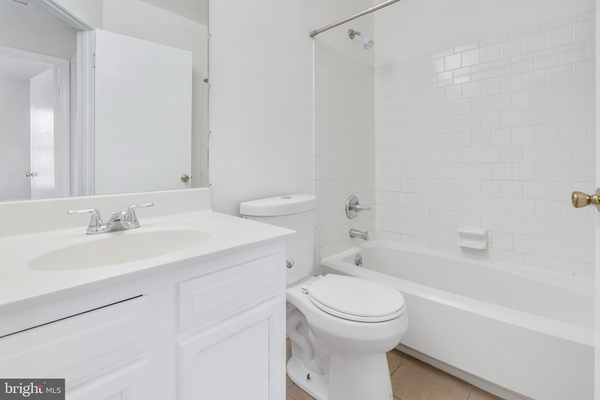 CASTLEMILL - Residential