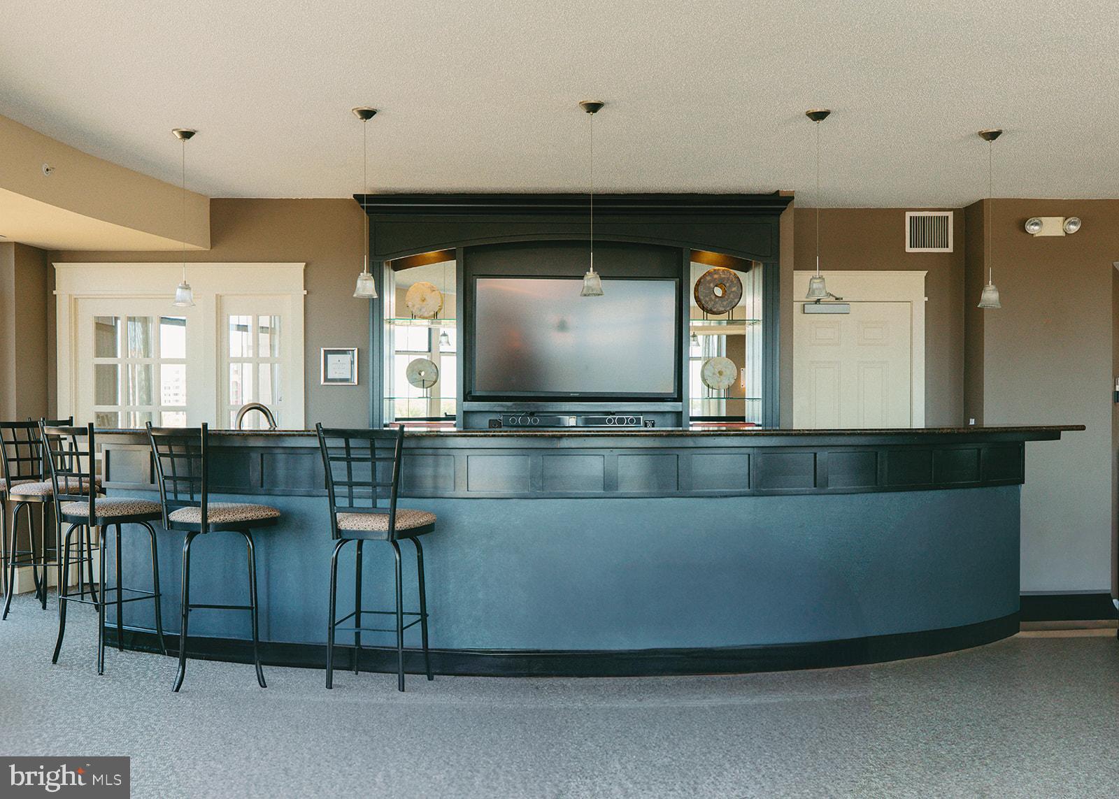 CARLTON HOUSE - Residential