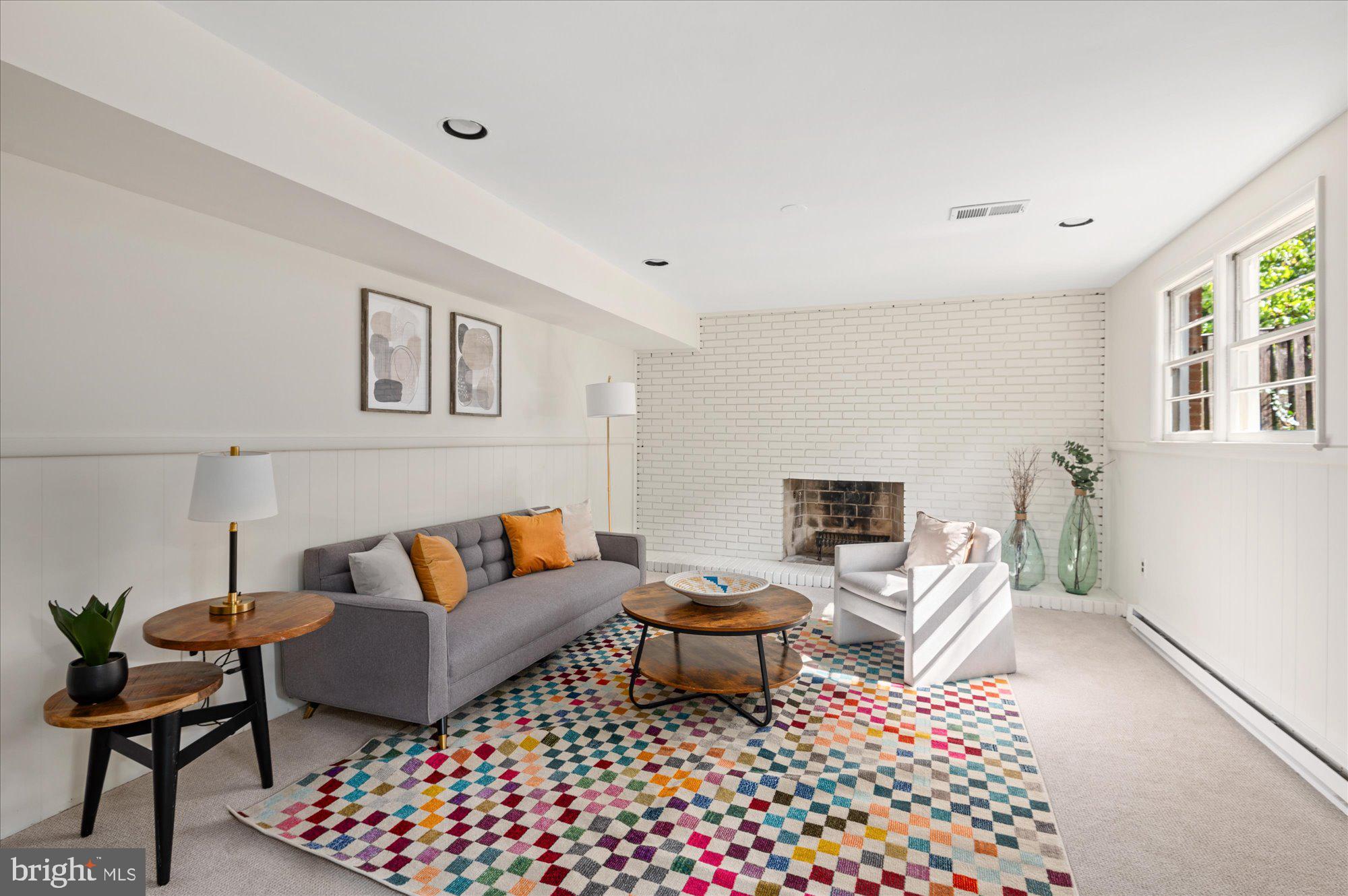 WOODSIDE FOREST - Residential