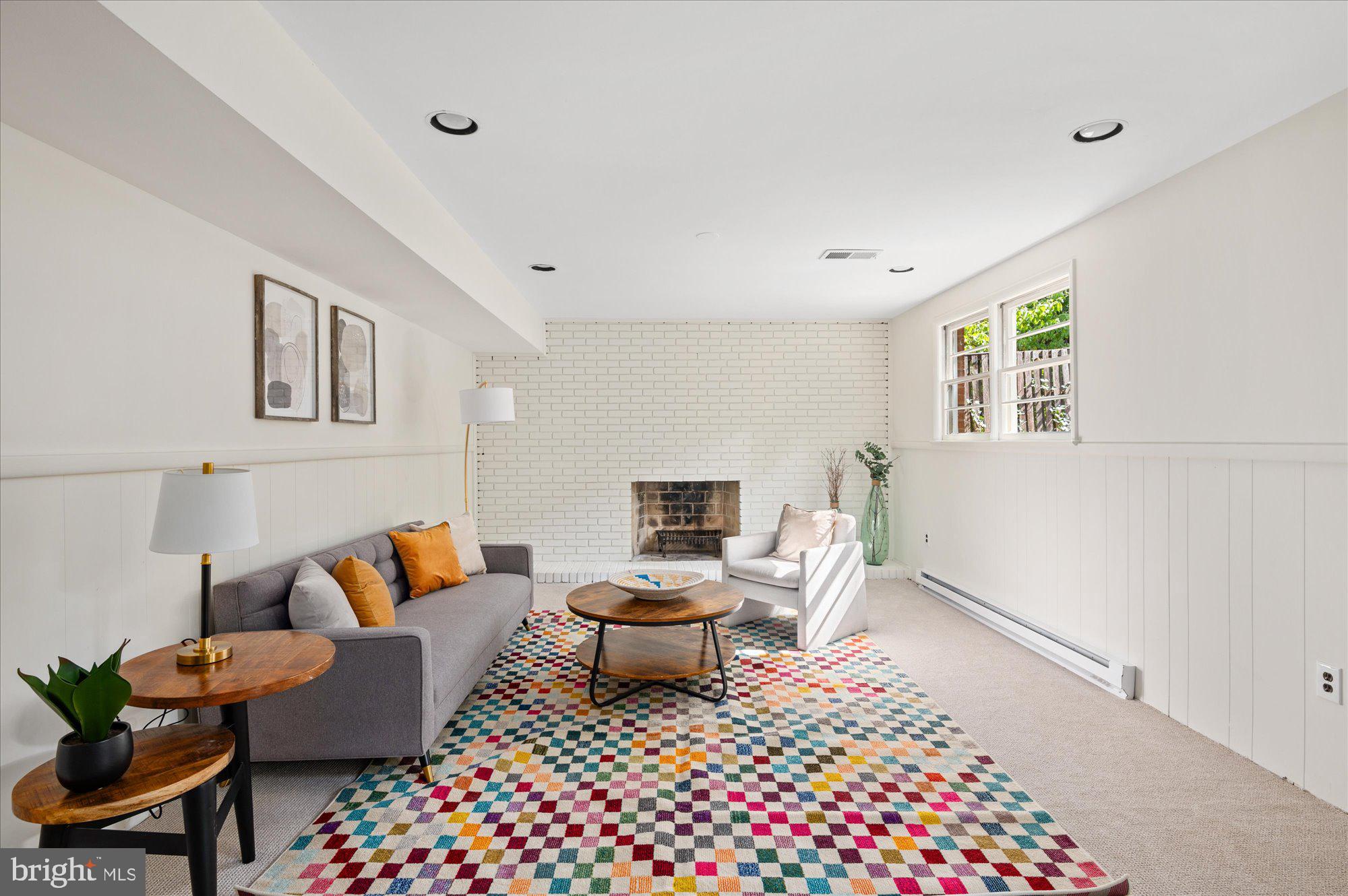 WOODSIDE FOREST - Residential