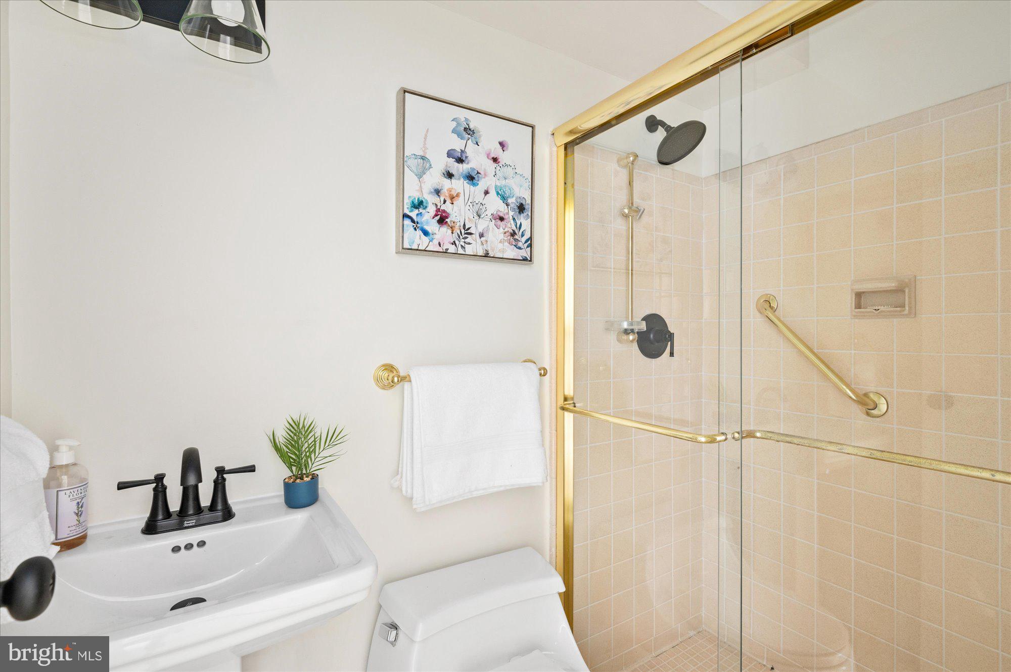 WOODSIDE FOREST - Residential