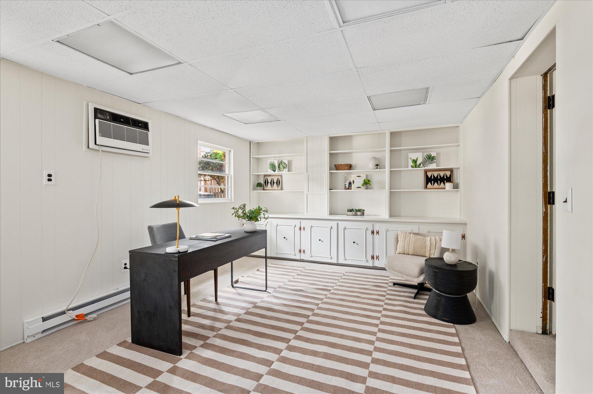 WOODSIDE FOREST - Residential