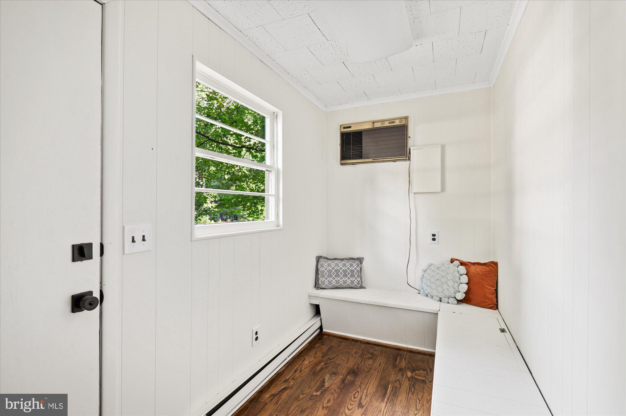 WOODSIDE FOREST - Residential