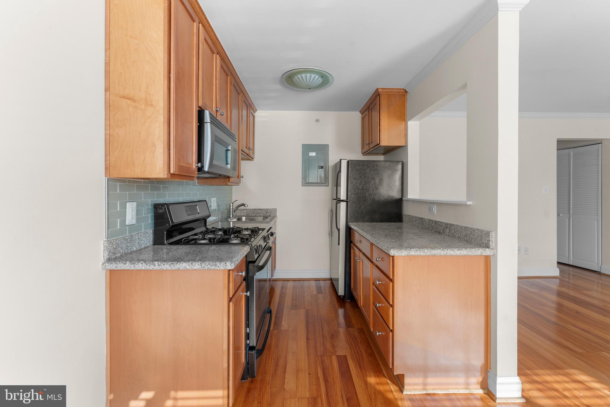 THE OAKS MAIN STREET LAUREL - Residential