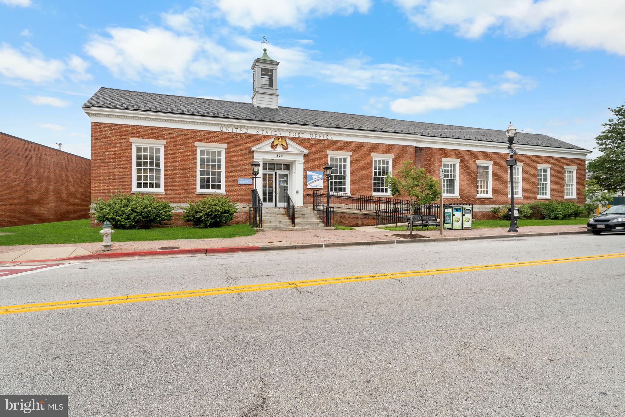 THE OAKS MAIN STREET LAUREL - Residential
