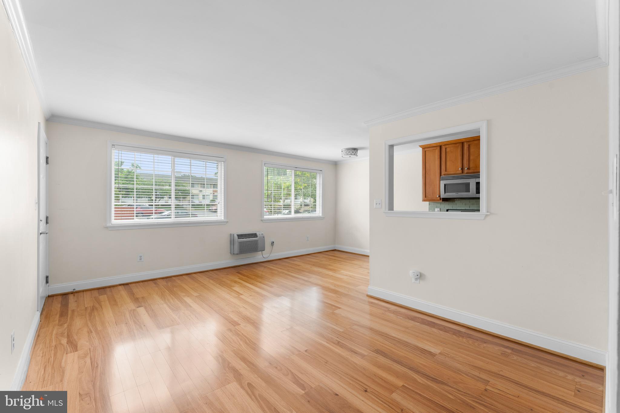 THE OAKS MAIN STREET LAUREL - Residential