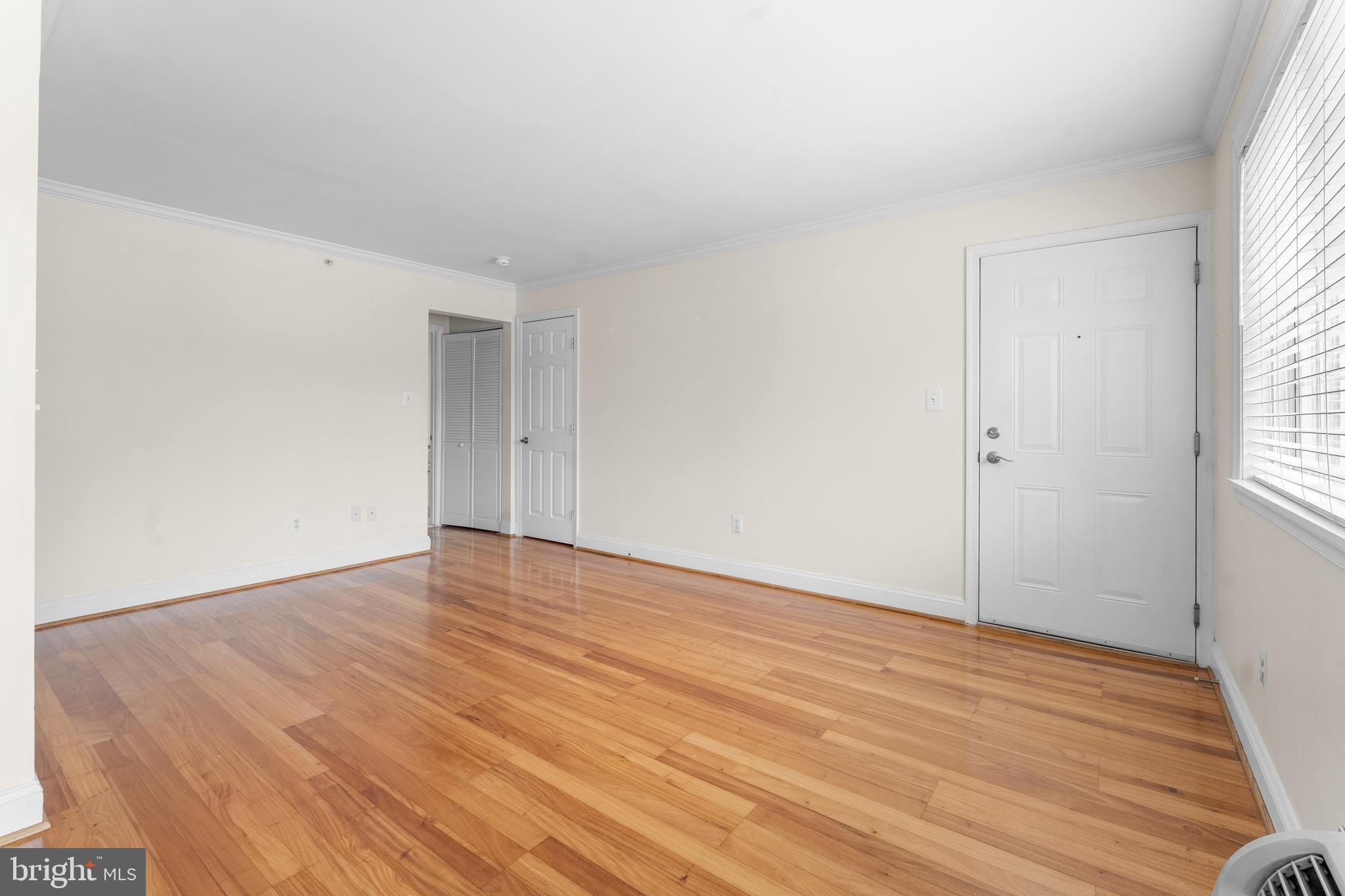 THE OAKS MAIN STREET LAUREL - Residential