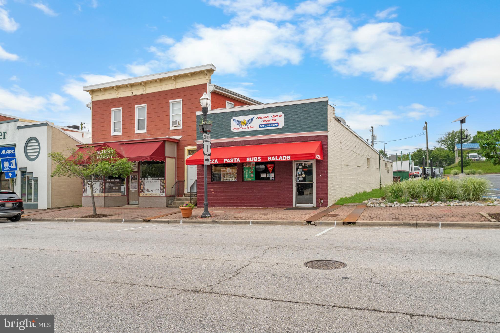 THE OAKS MAIN STREET LAUREL - Residential