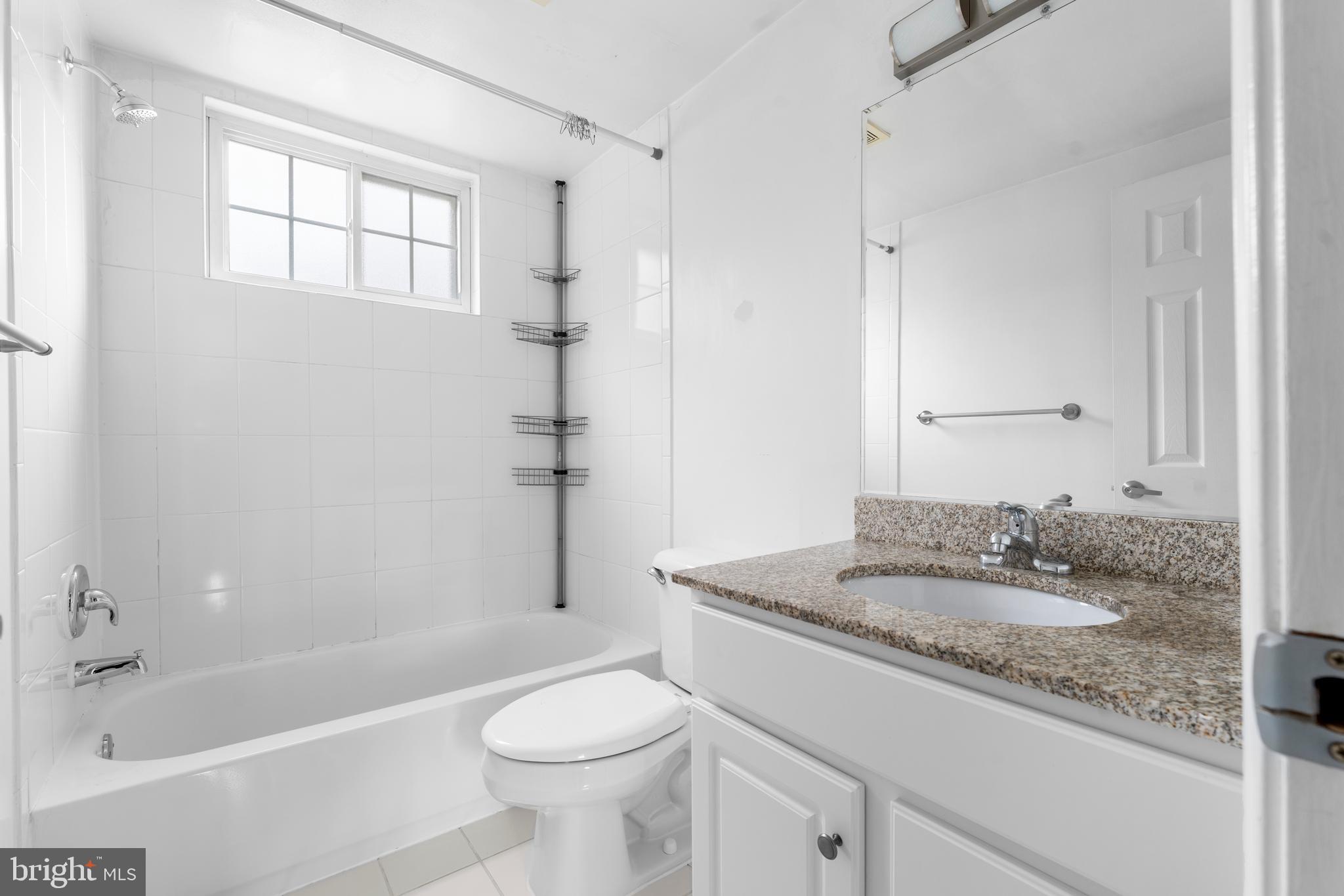 THE OAKS MAIN STREET LAUREL - Residential