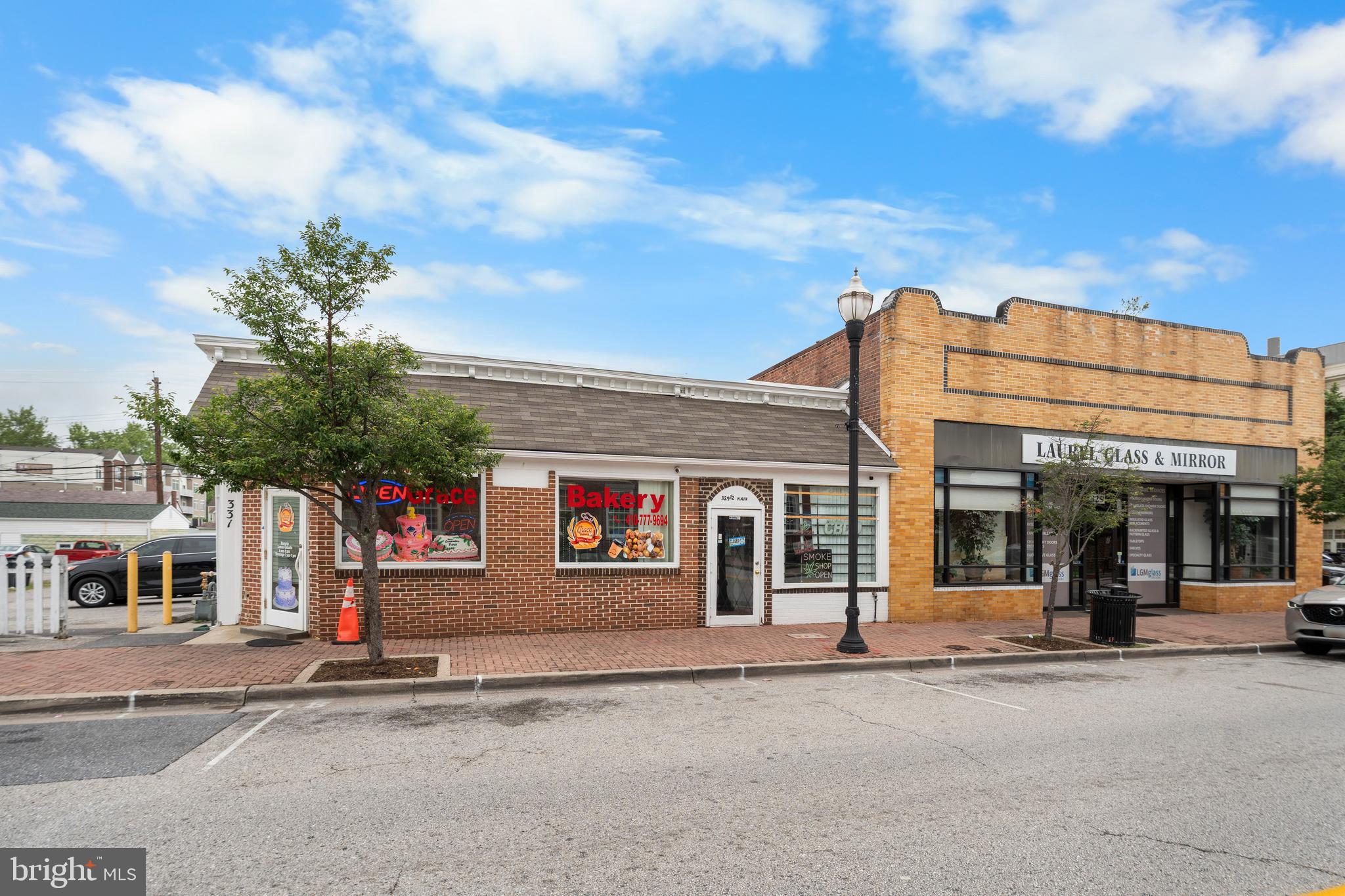 THE OAKS MAIN STREET LAUREL - Residential