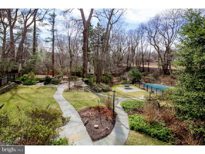 CHESTNUT HILL - Residential