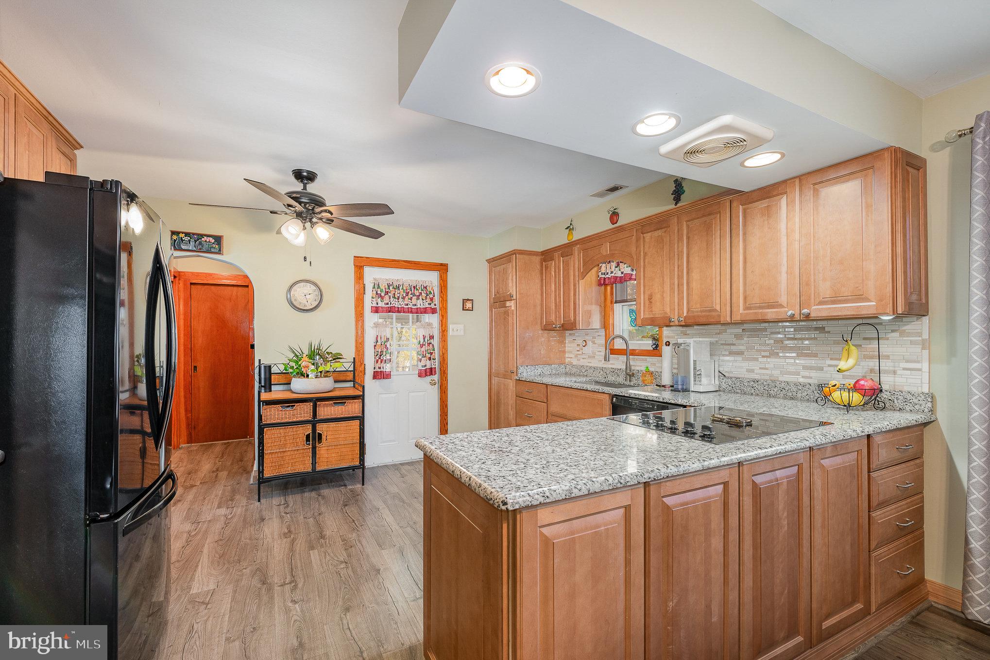 CHESAPEAKE TERRACE - Residential