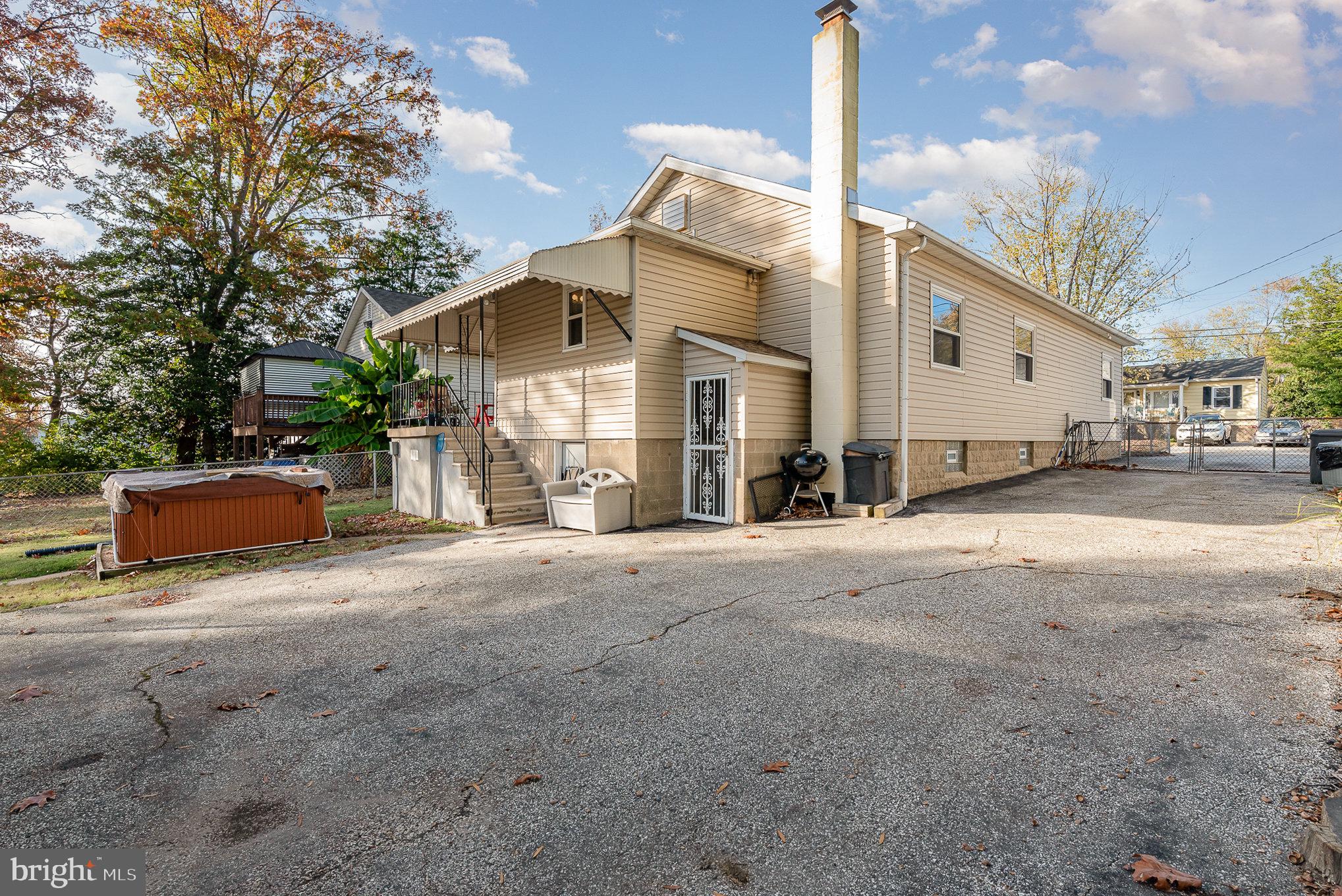 CHESAPEAKE TERRACE - Residential