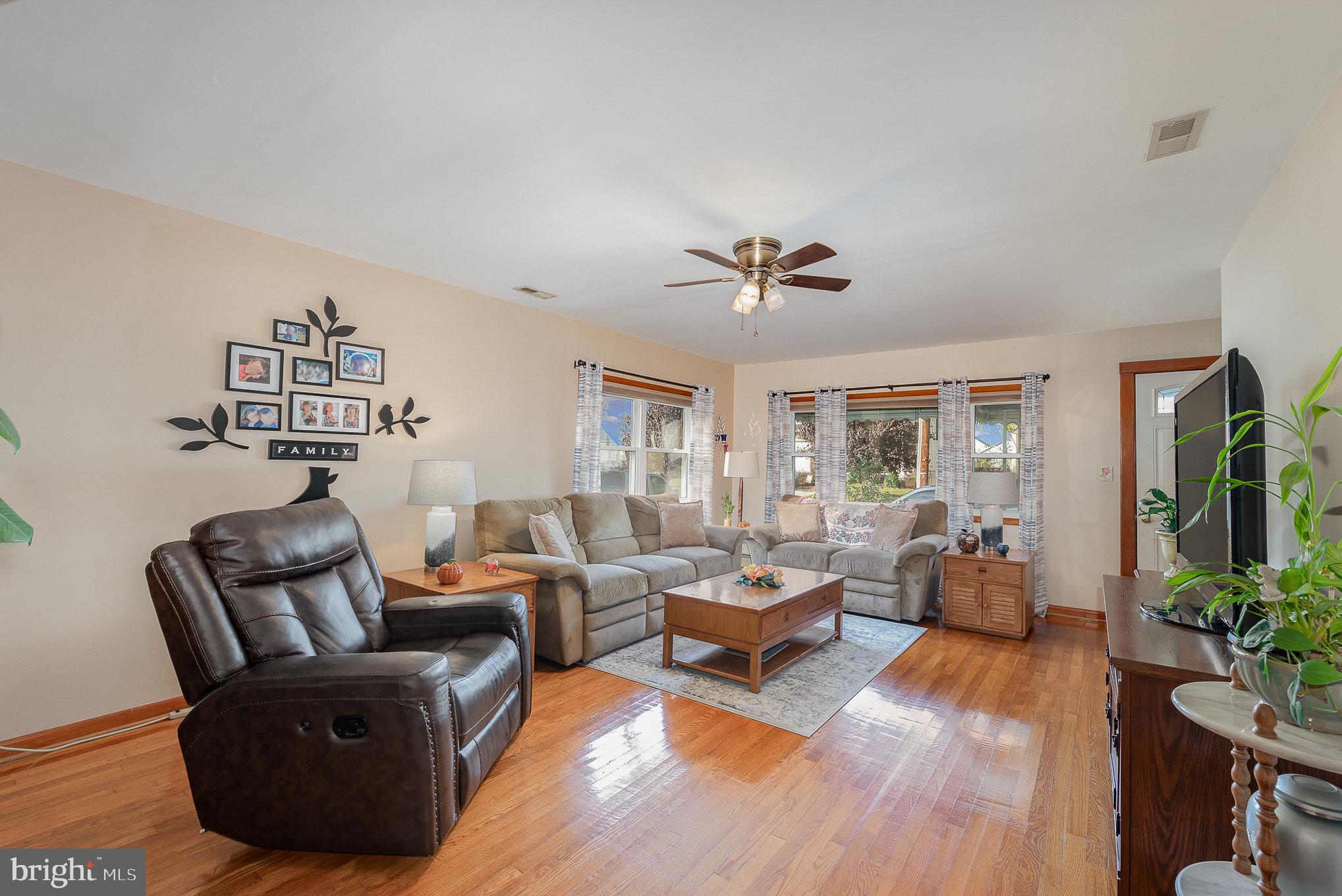 CHESAPEAKE TERRACE - Residential