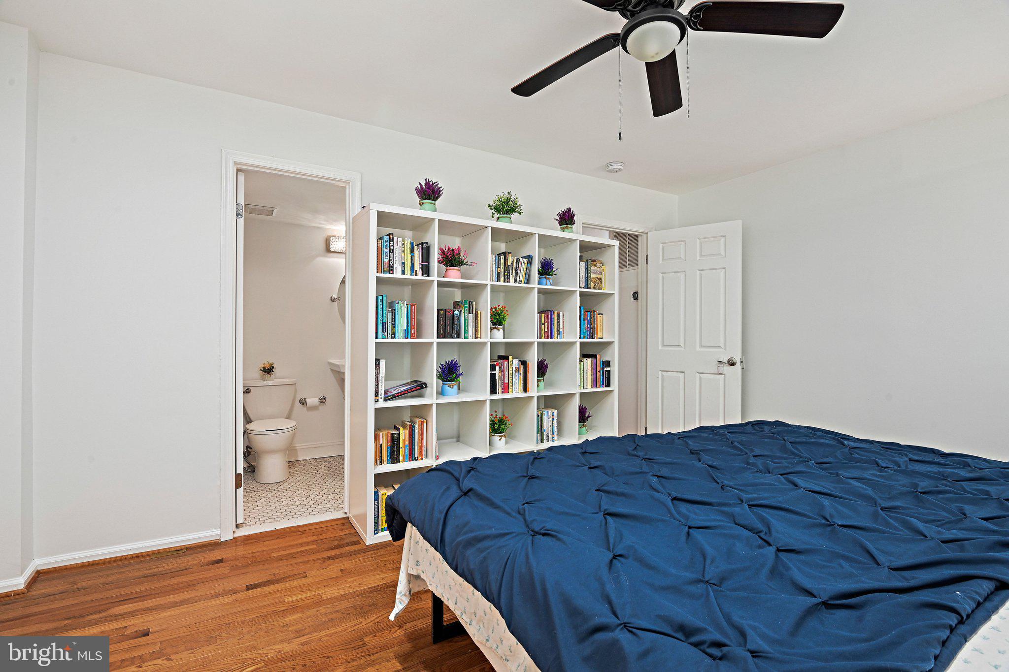 FOX MILL ESTATES - Residential