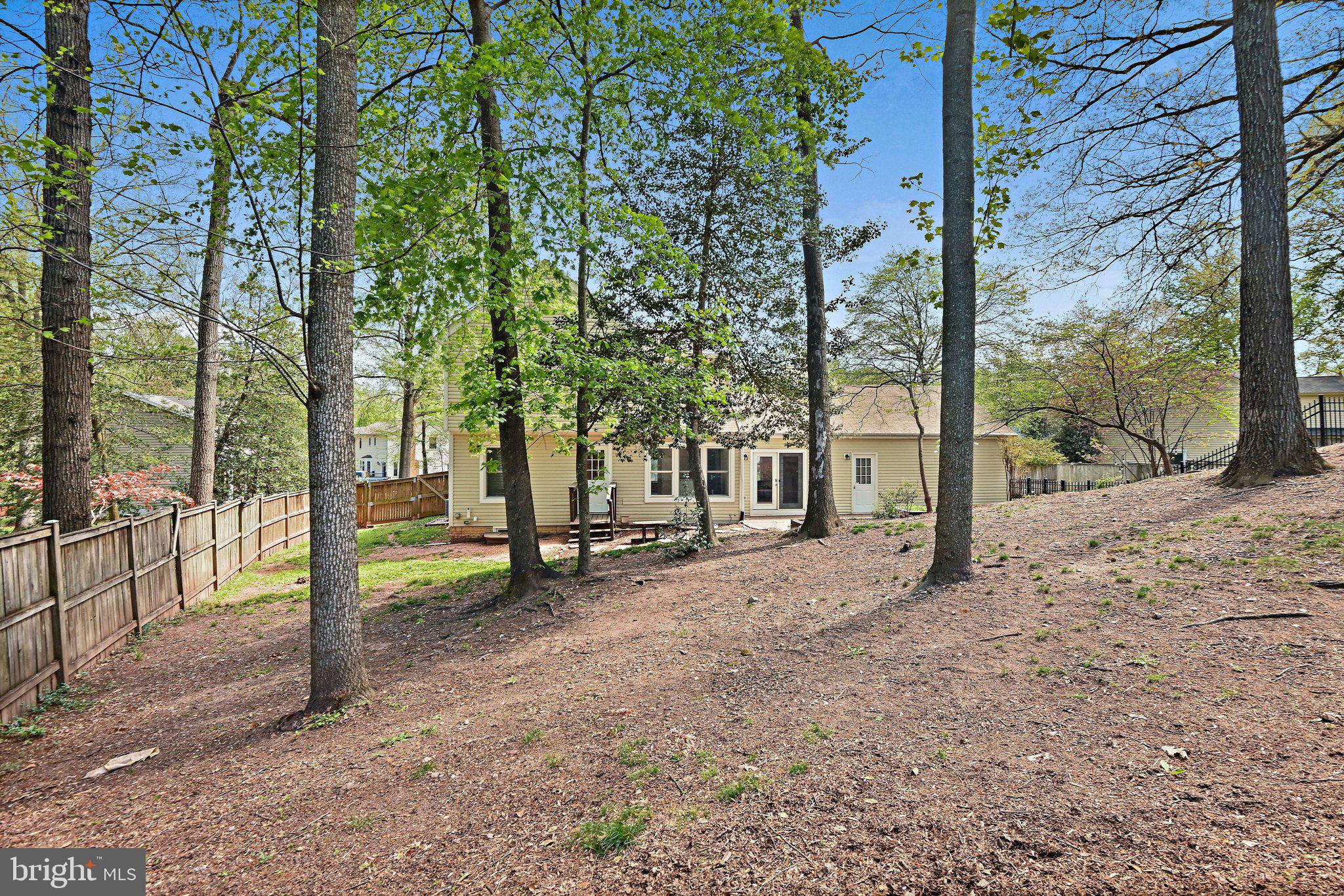 FOX MILL ESTATES - Residential