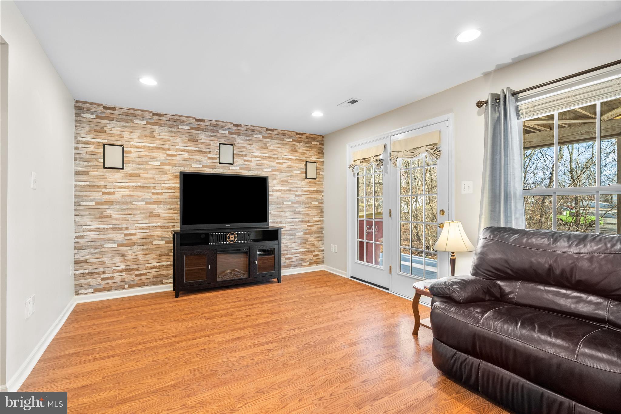 BROOKFIELD ON THE POTOMAC - Residential