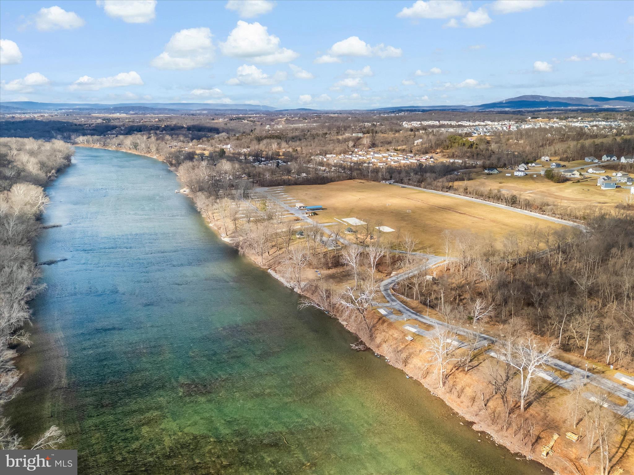BROOKFIELD ON THE POTOMAC - Residential
