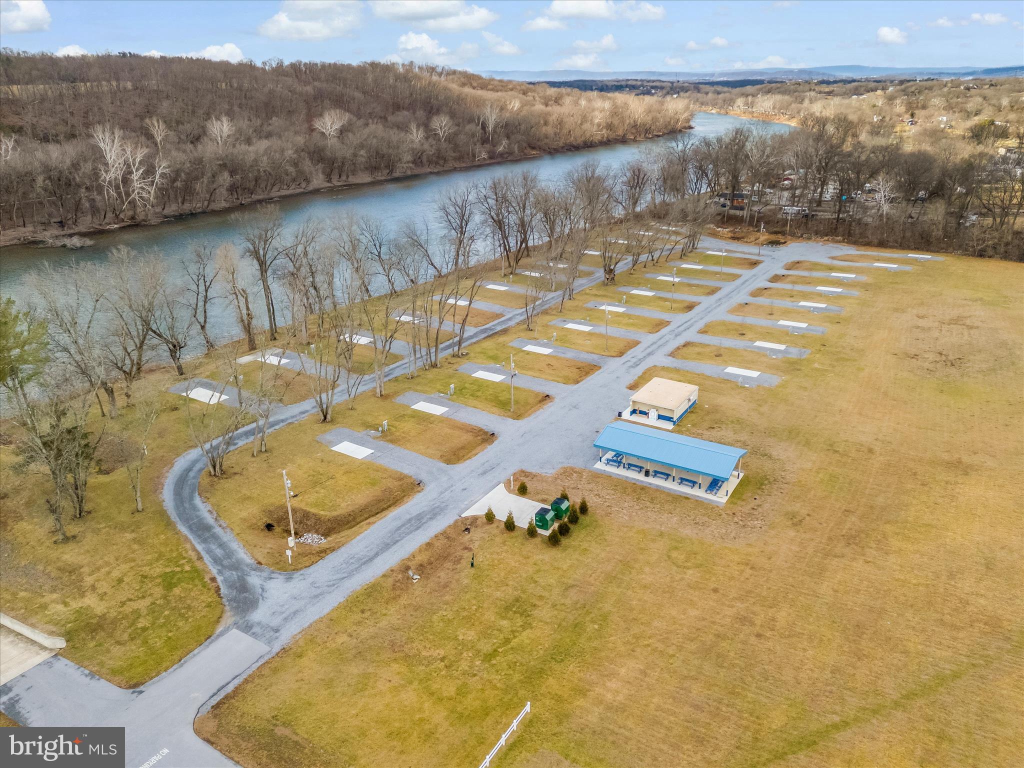 BROOKFIELD ON THE POTOMAC - Residential