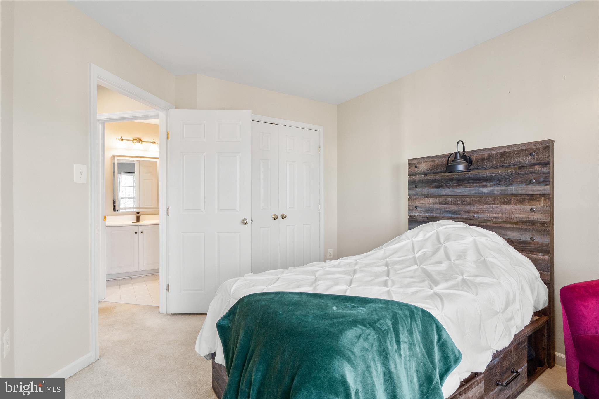 BROOKFIELD ON THE POTOMAC - Residential