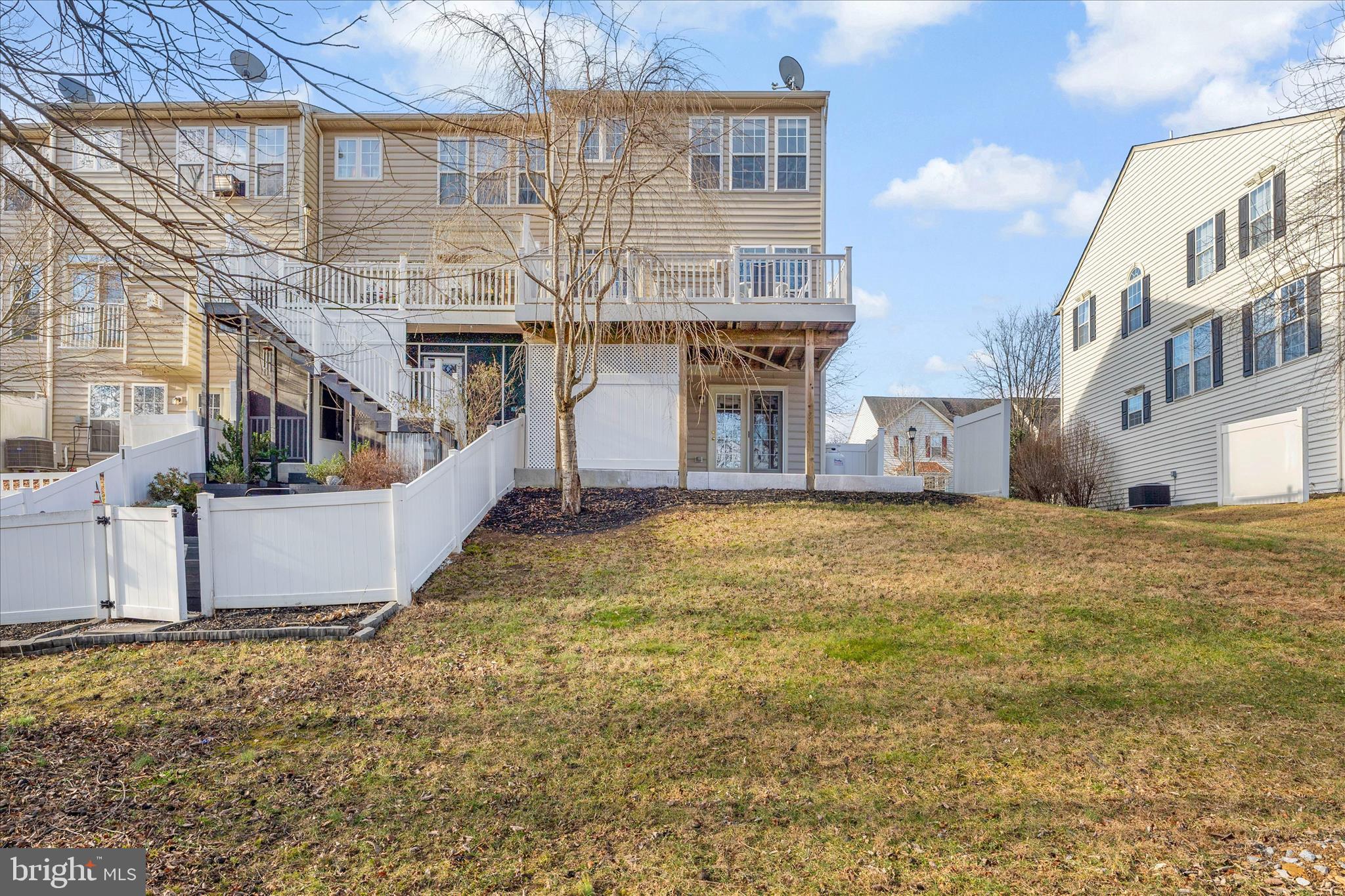 BROOKFIELD ON THE POTOMAC - Residential
