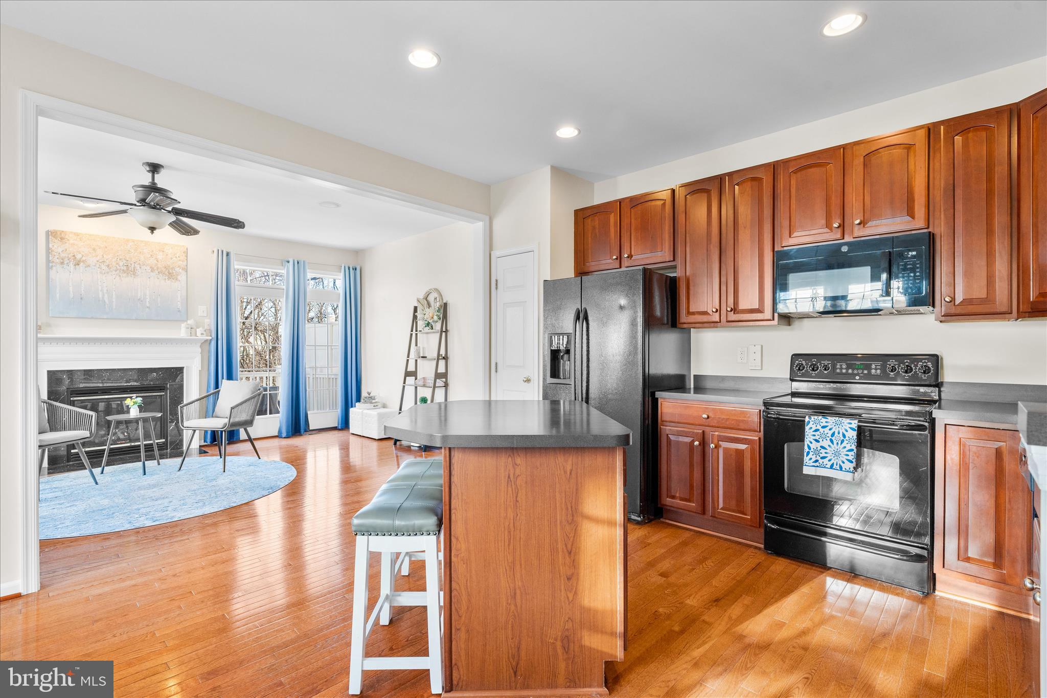 BROOKFIELD ON THE POTOMAC - Residential