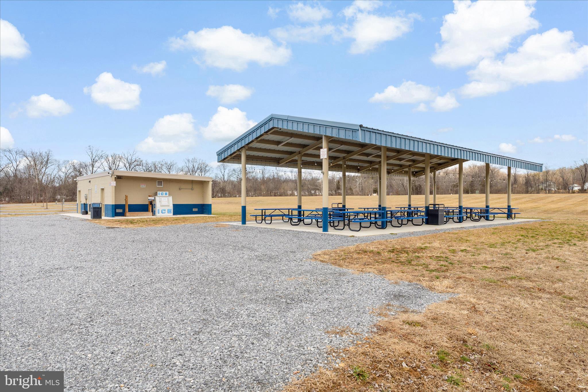 BROOKFIELD ON THE POTOMAC - Residential