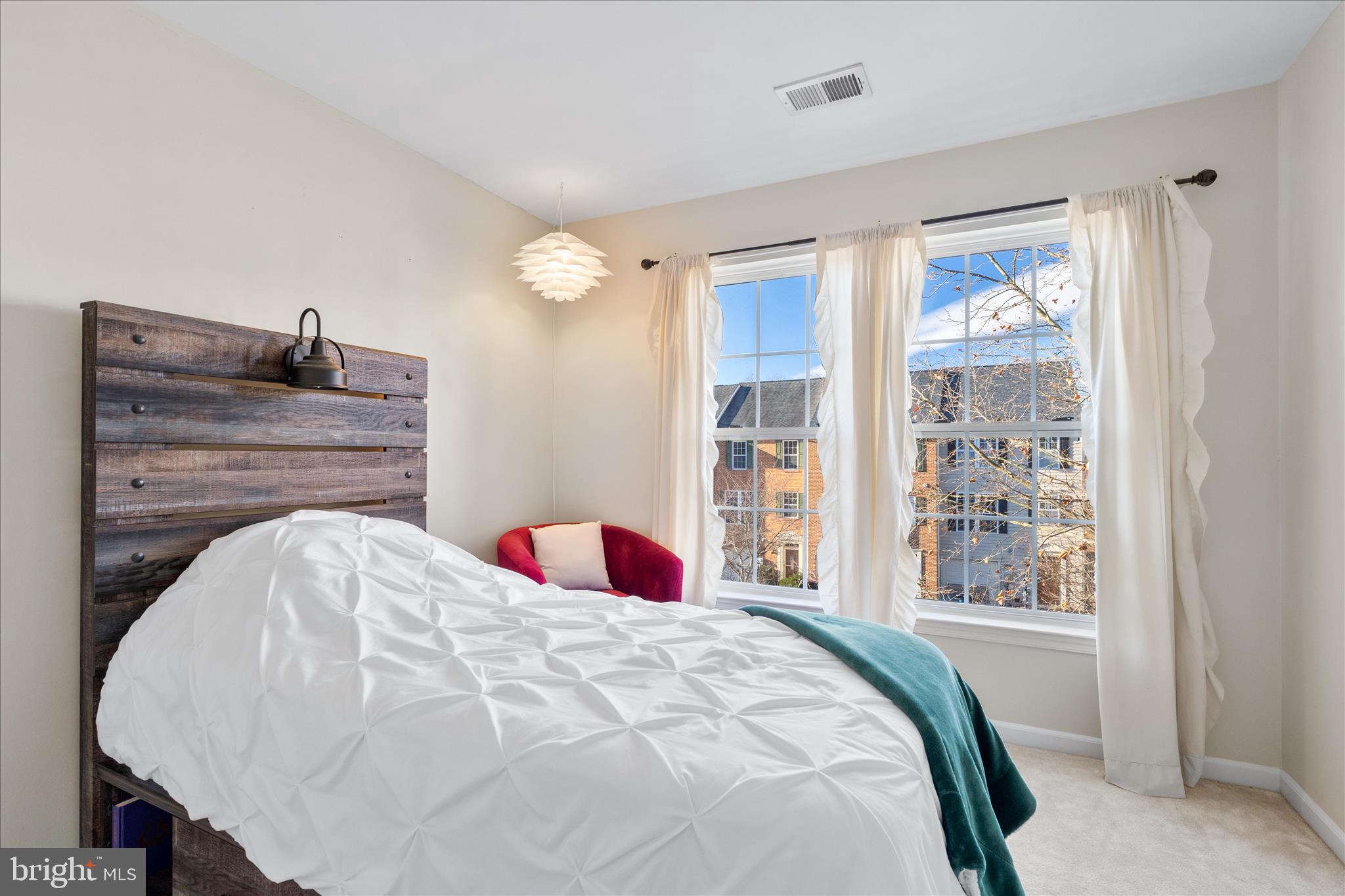 BROOKFIELD ON THE POTOMAC - Residential