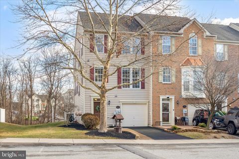 67 LULLWATER WAY FALLING WATERS WV 25419